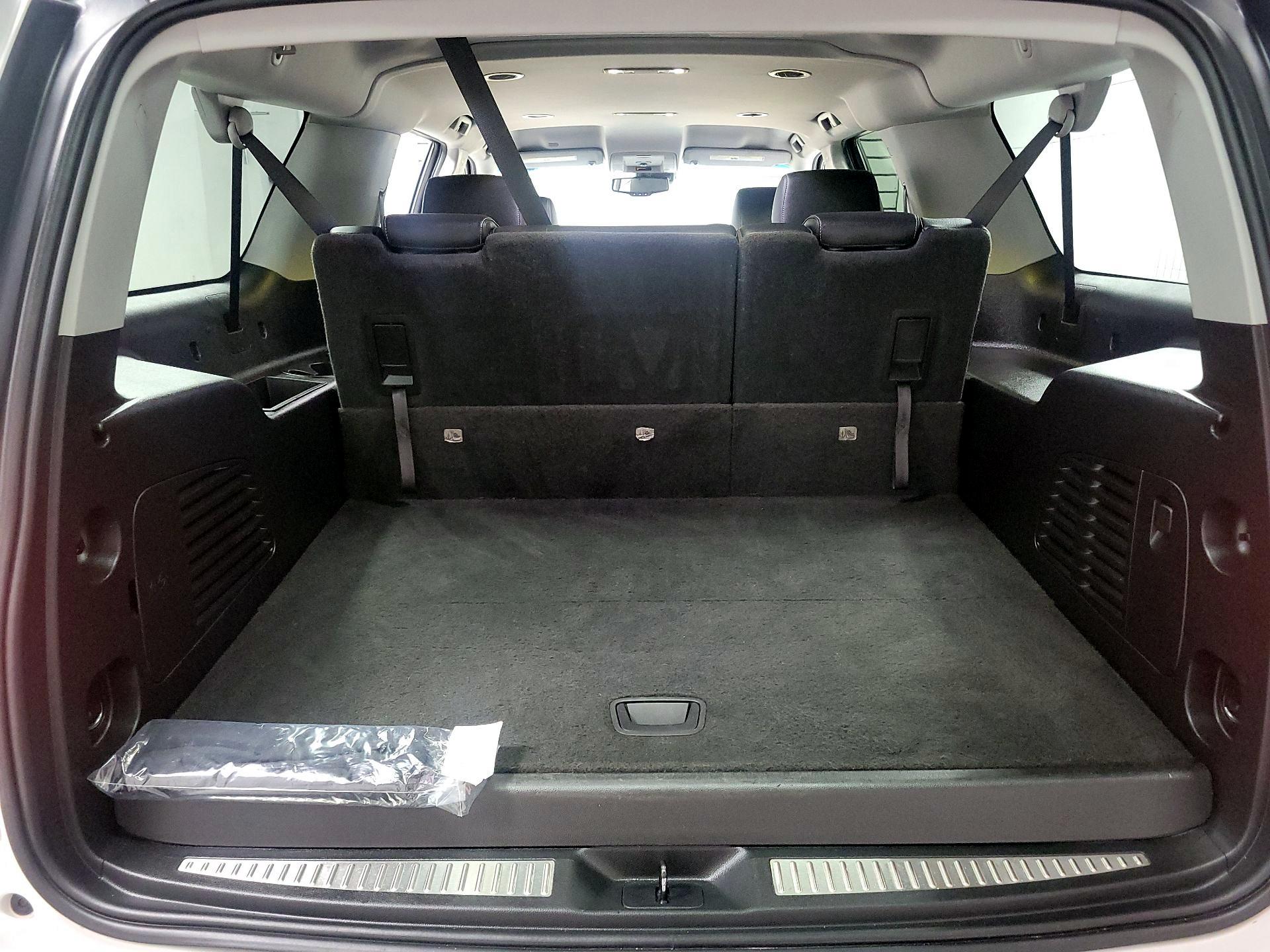 Thumbnail: 2019 Chevrolet Suburban - 18