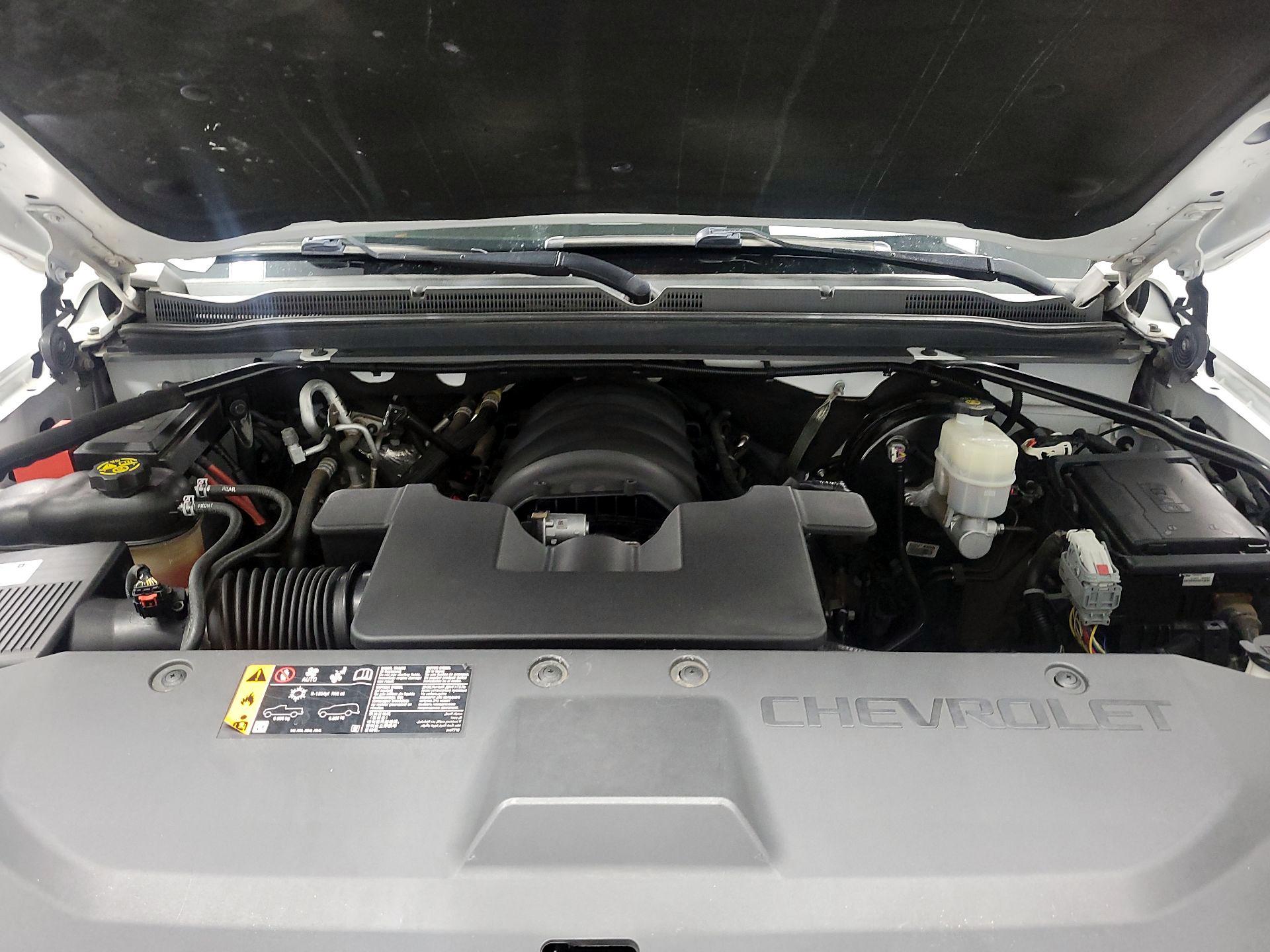 Thumbnail: 2019 Chevrolet Suburban - 19