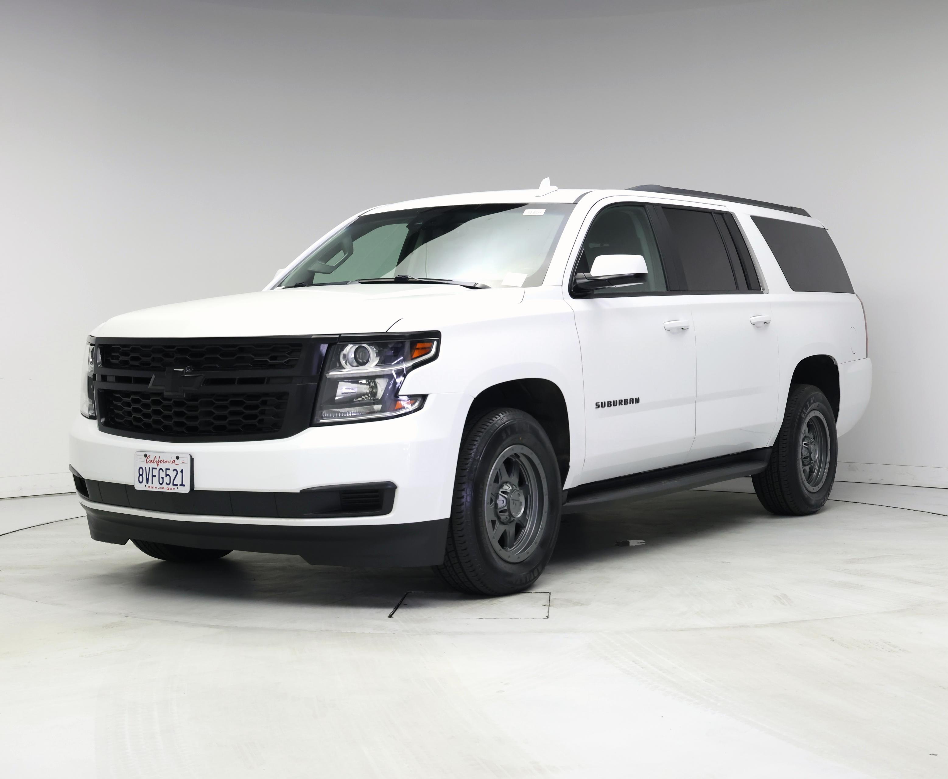 Thumbnail: 2019 Chevrolet Suburban - 4