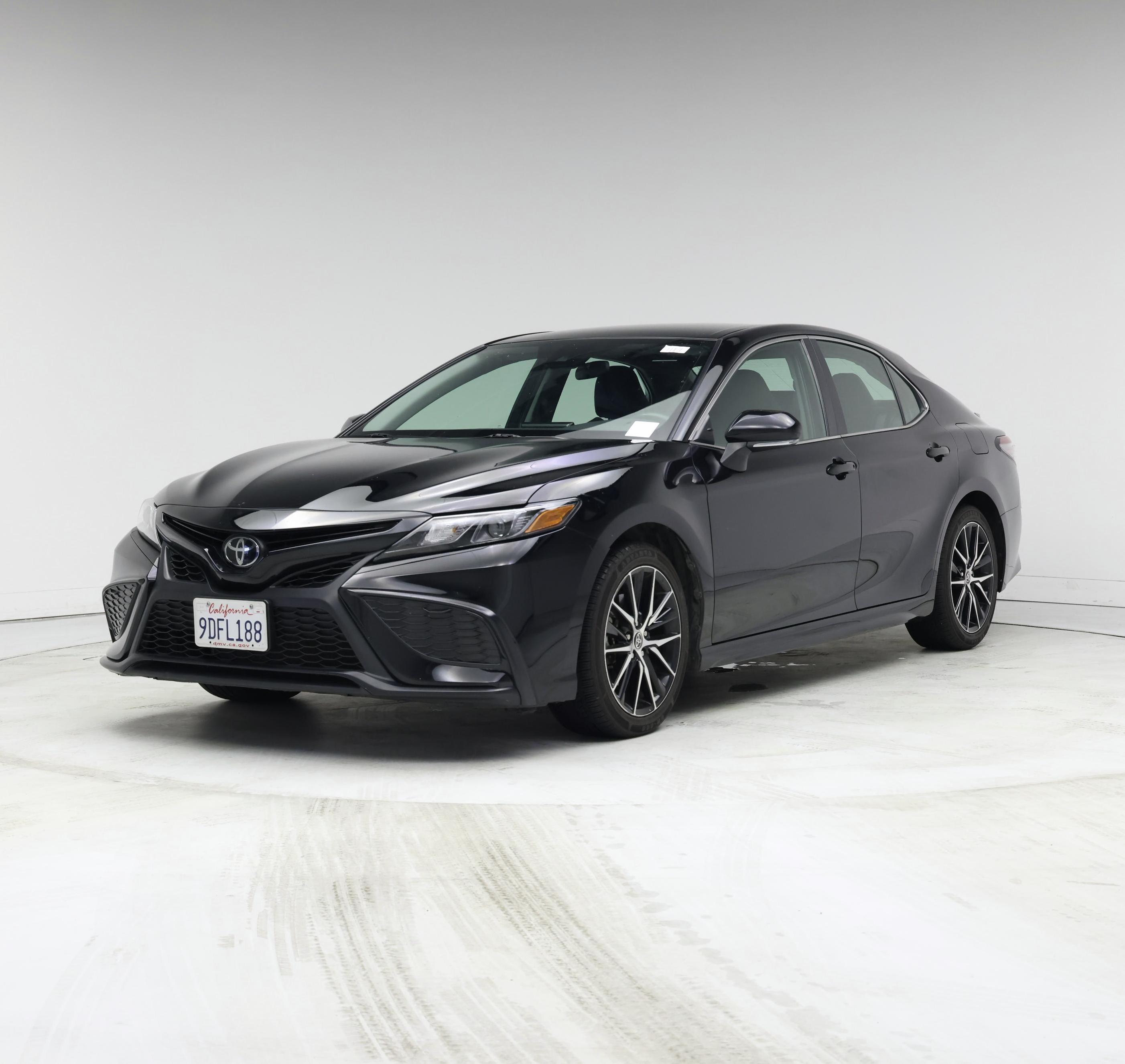 Thumbnail: 2023 Toyota Camry - 4