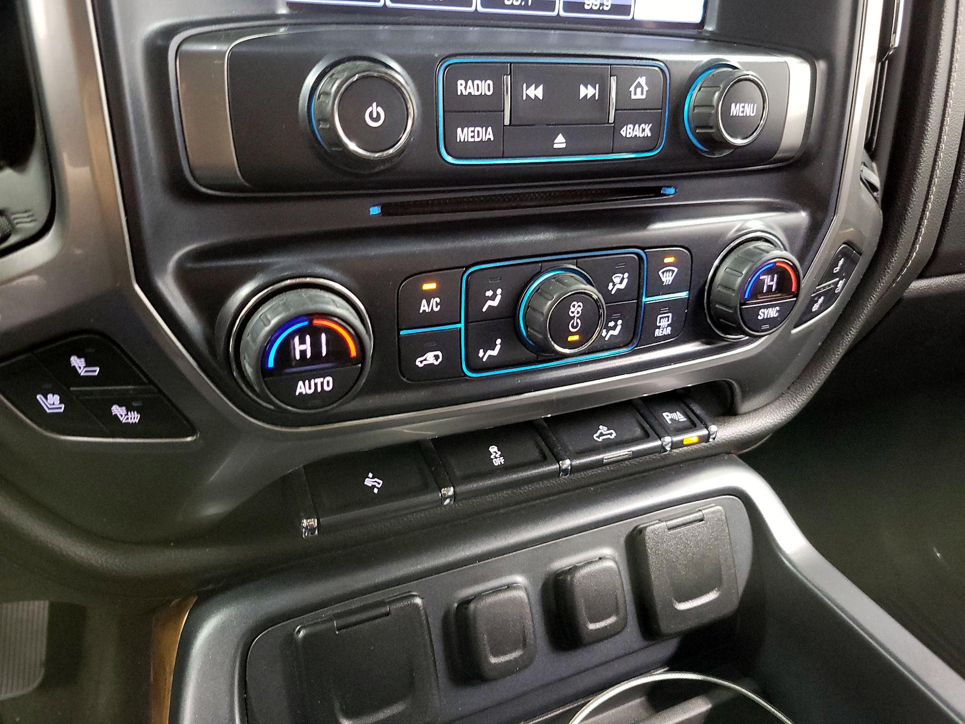 Thumbnail: 2017 Chevrolet Silverado 1500 - 15