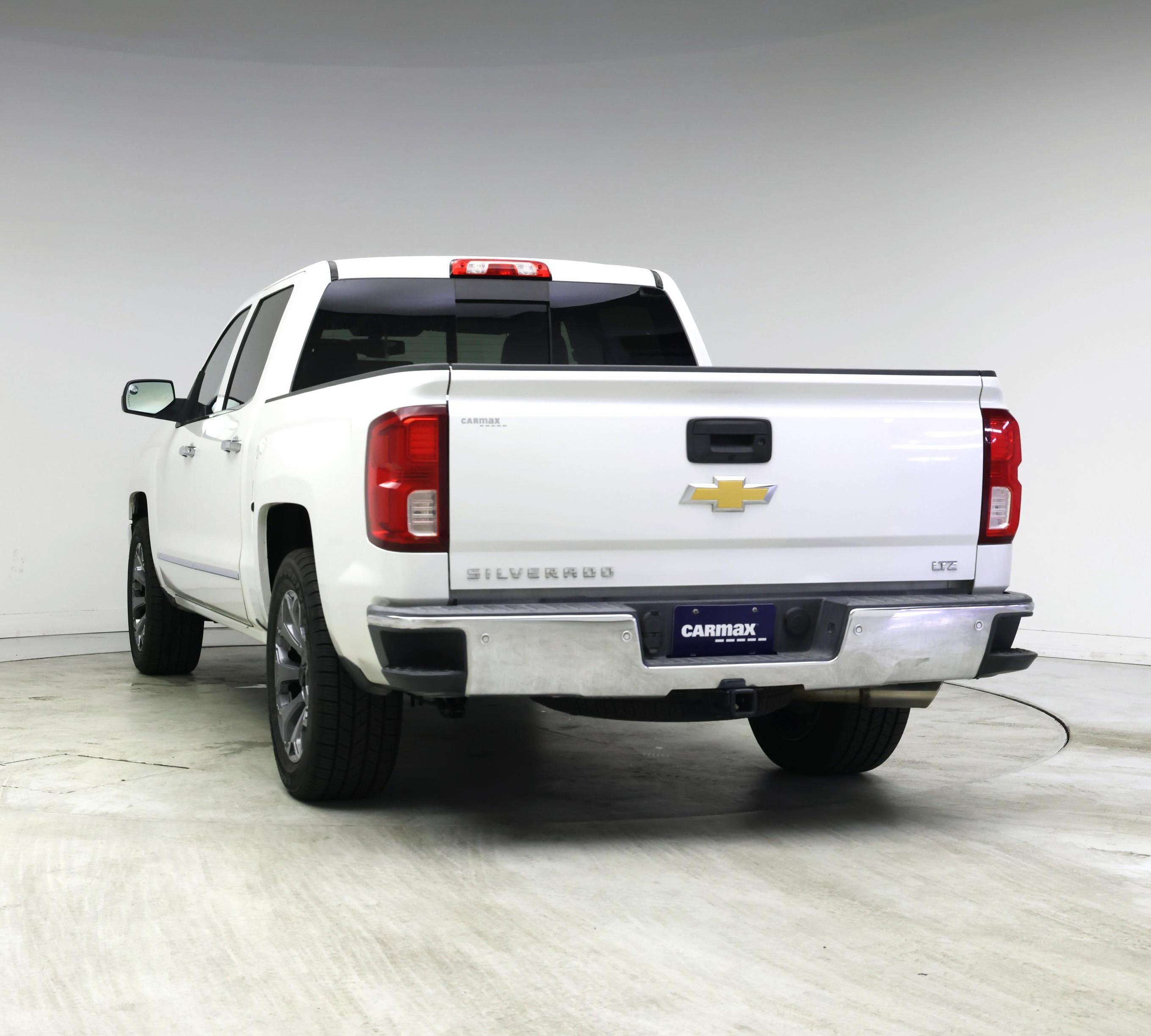 Thumbnail: 2017 Chevrolet Silverado 1500 - 6
