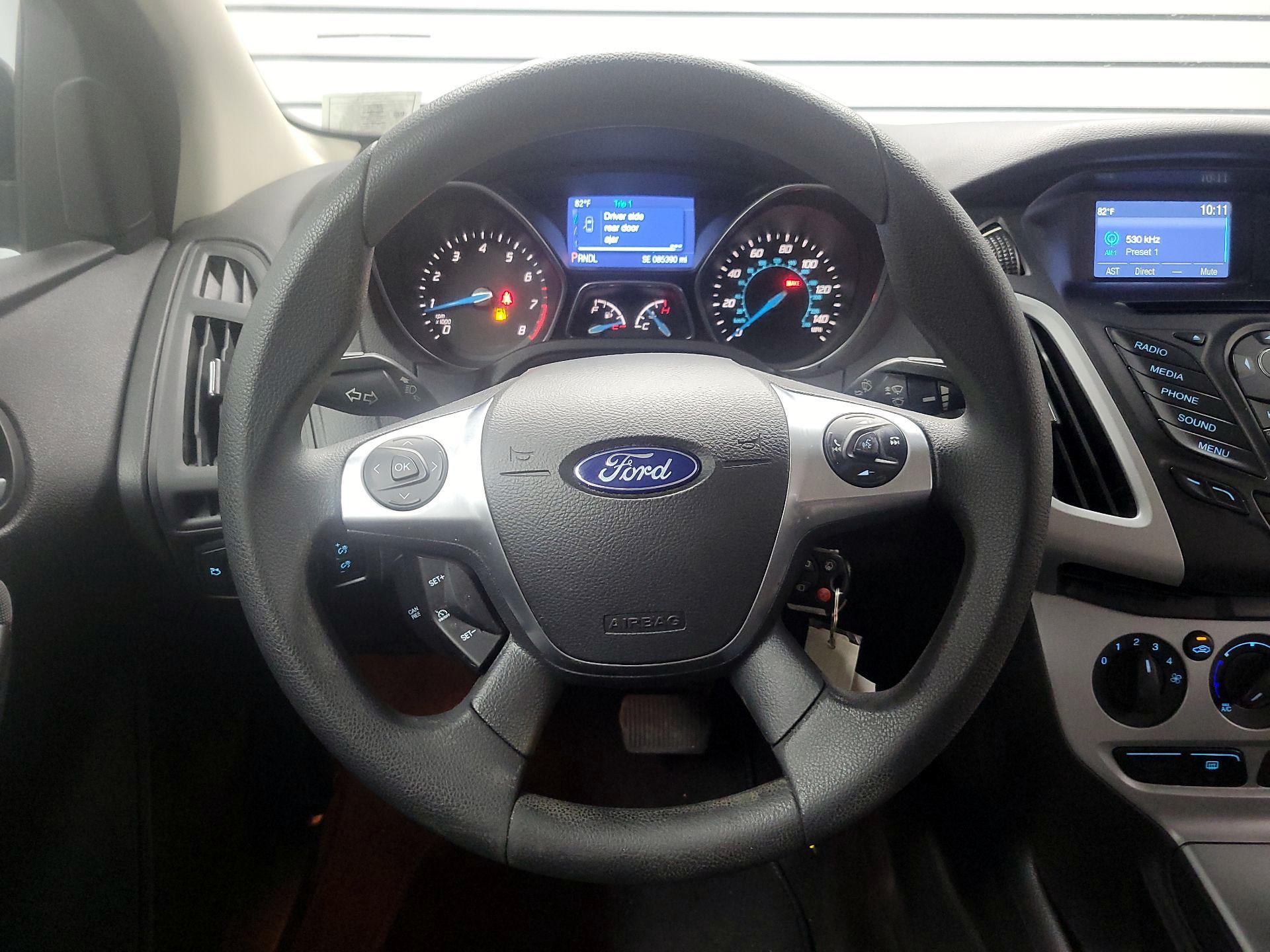 Thumbnail: 2014 Ford Focus - 10