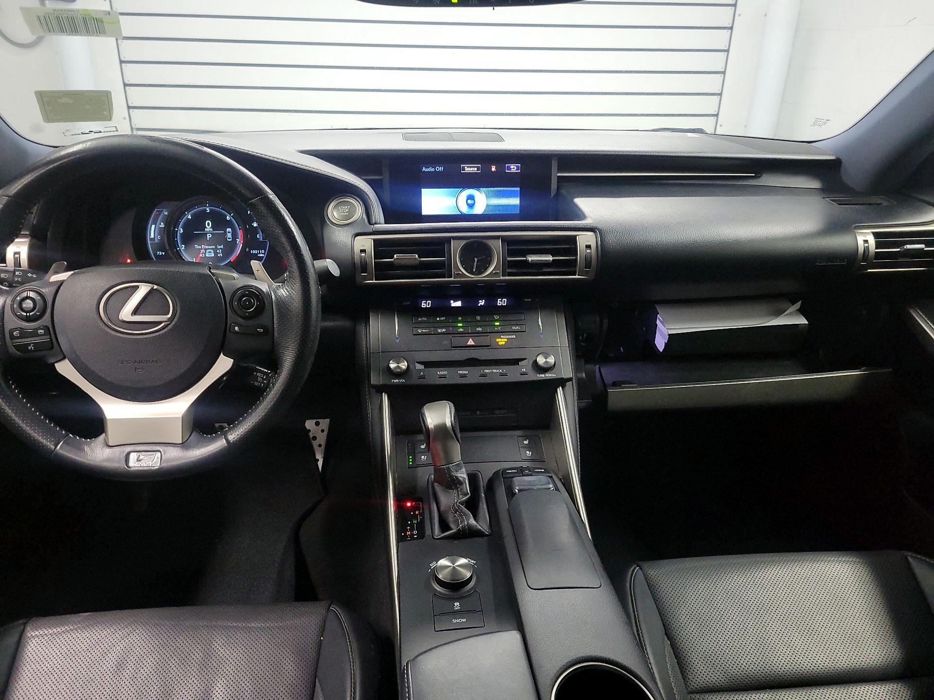 Thumbnail: 2015 Lexus IS - 9