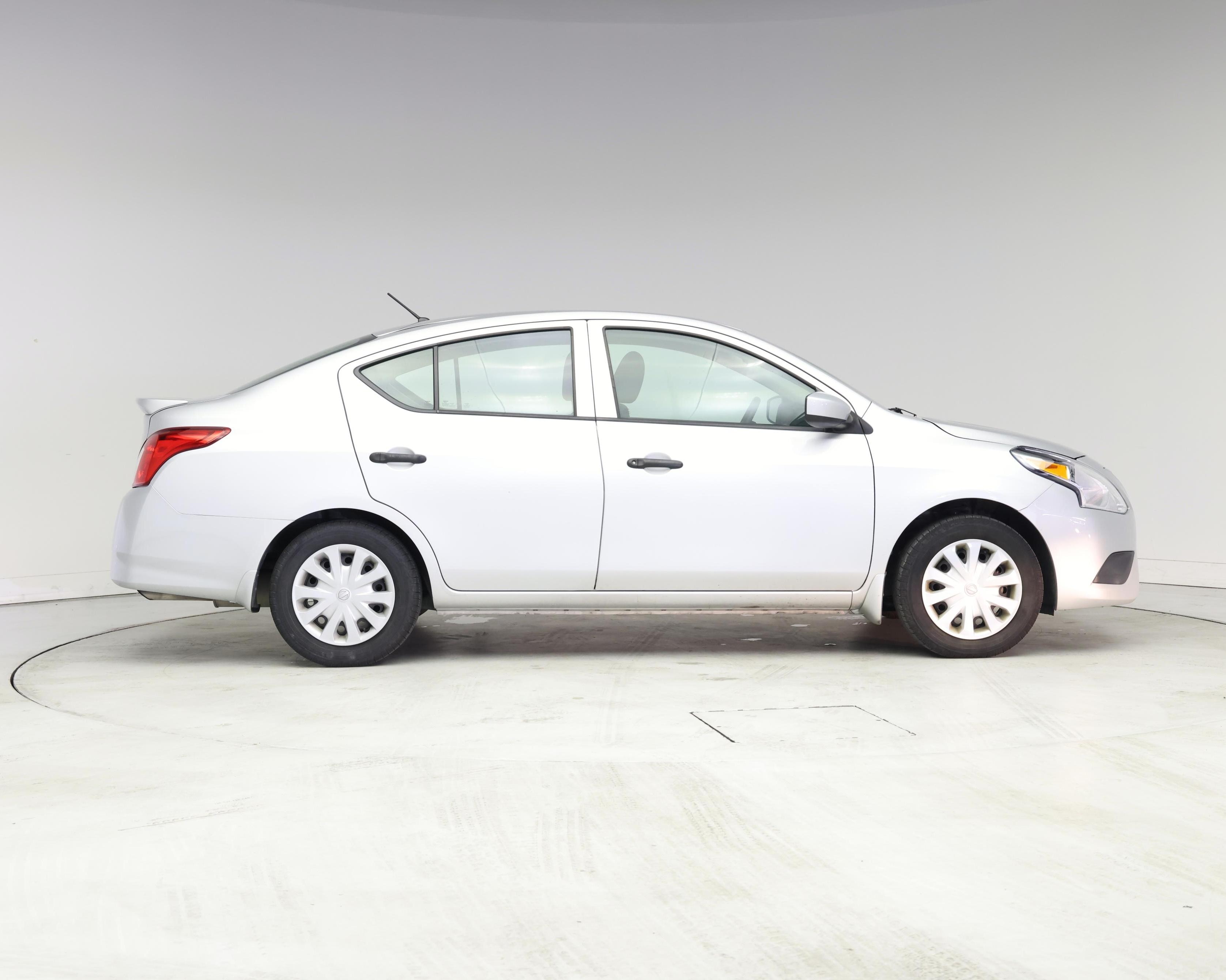 Thumbnail: 2019 Nissan Versa - 7