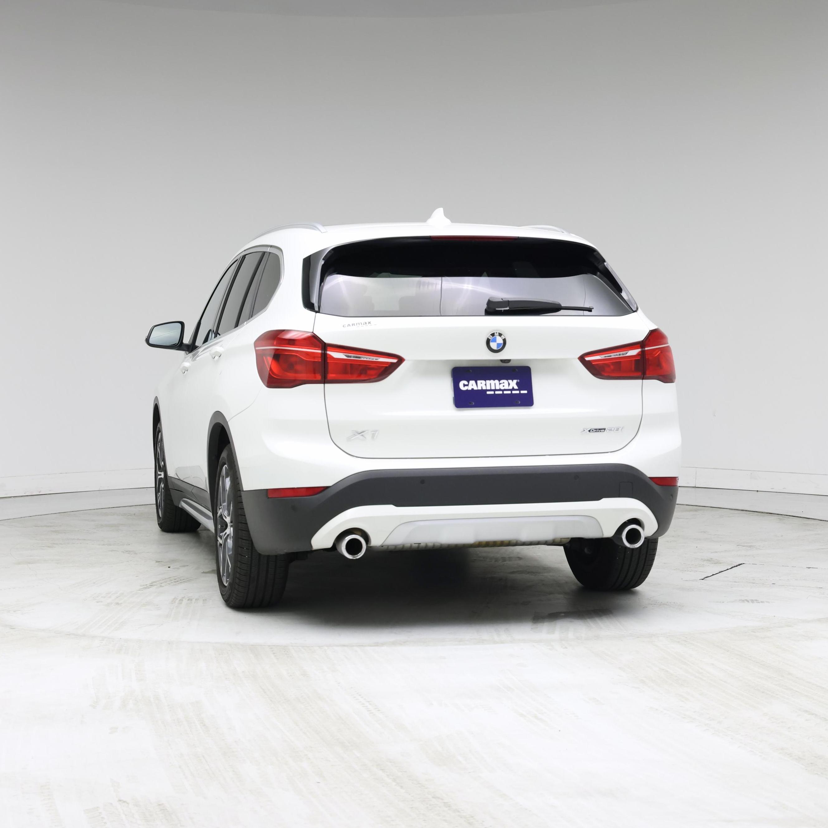 Thumbnail: 2021 BMW X1 - 6