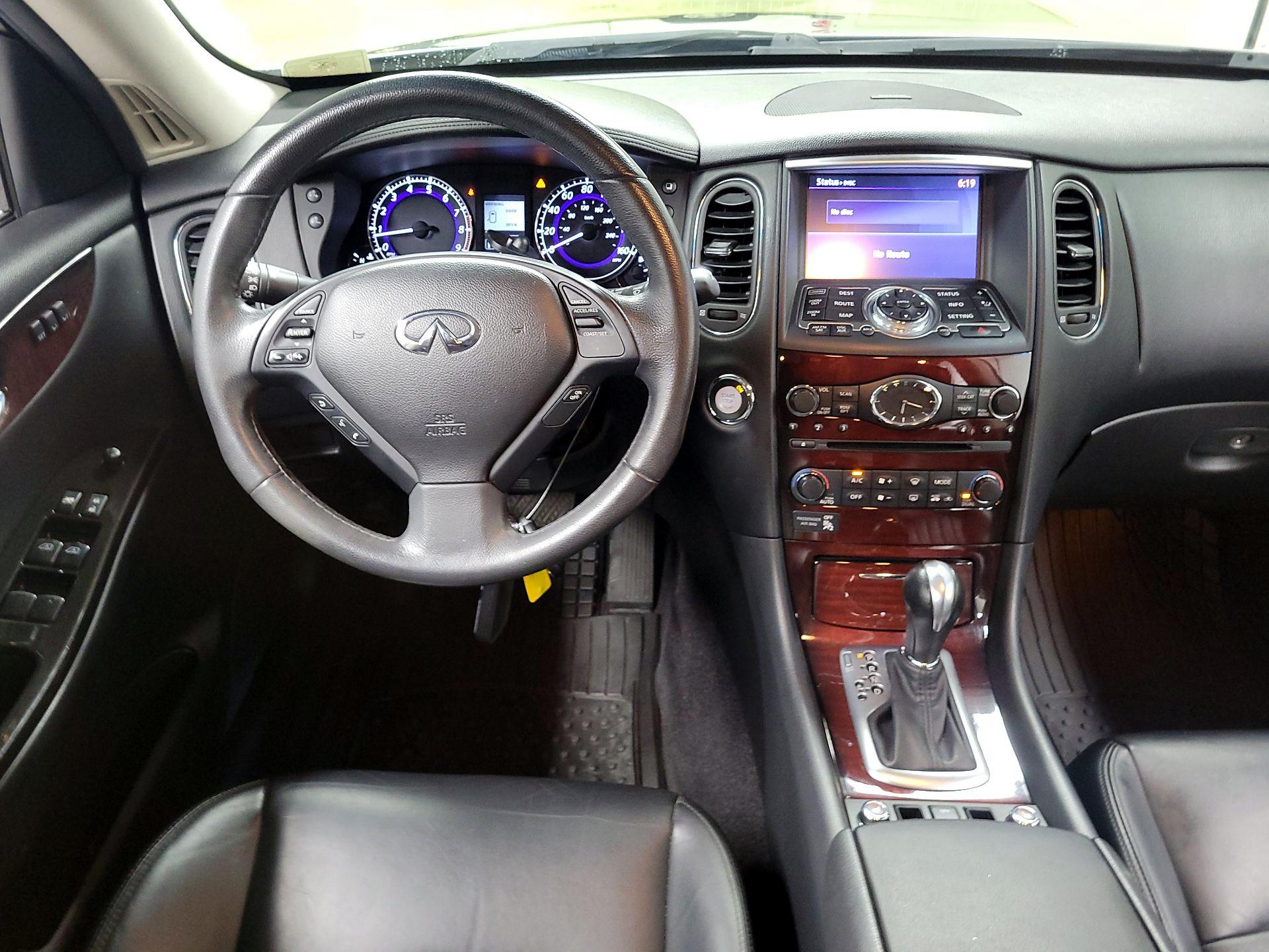 Thumbnail: 2016 INFINITI QX50 - 9