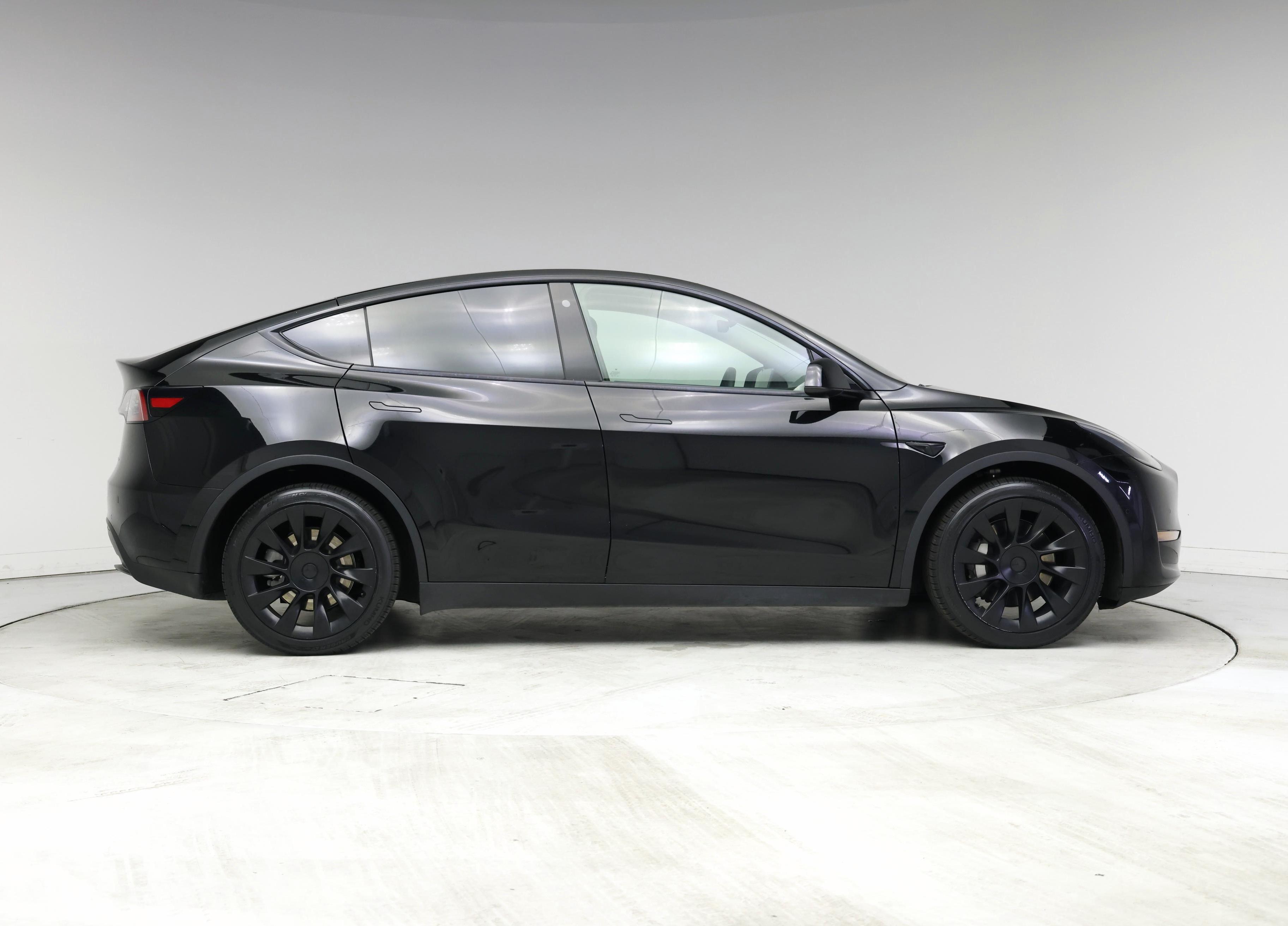 Thumbnail: 2021 Tesla Model Y - 7