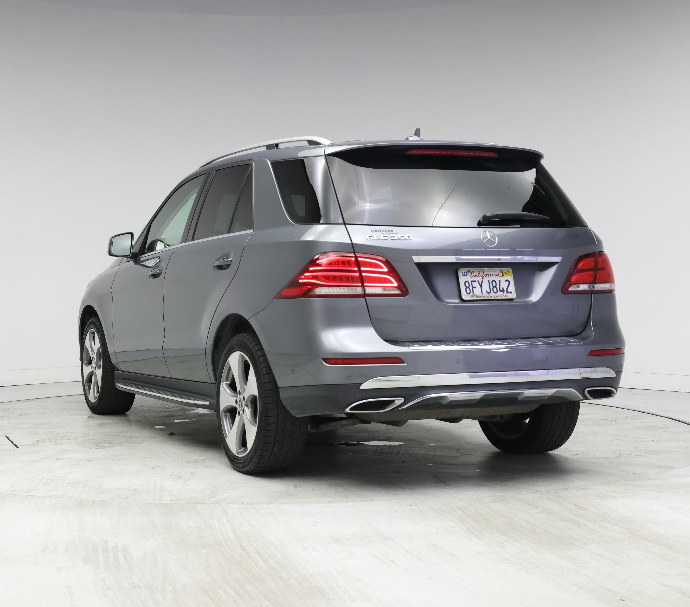 Thumbnail: 2018 Mercedes-Benz GLE - 2