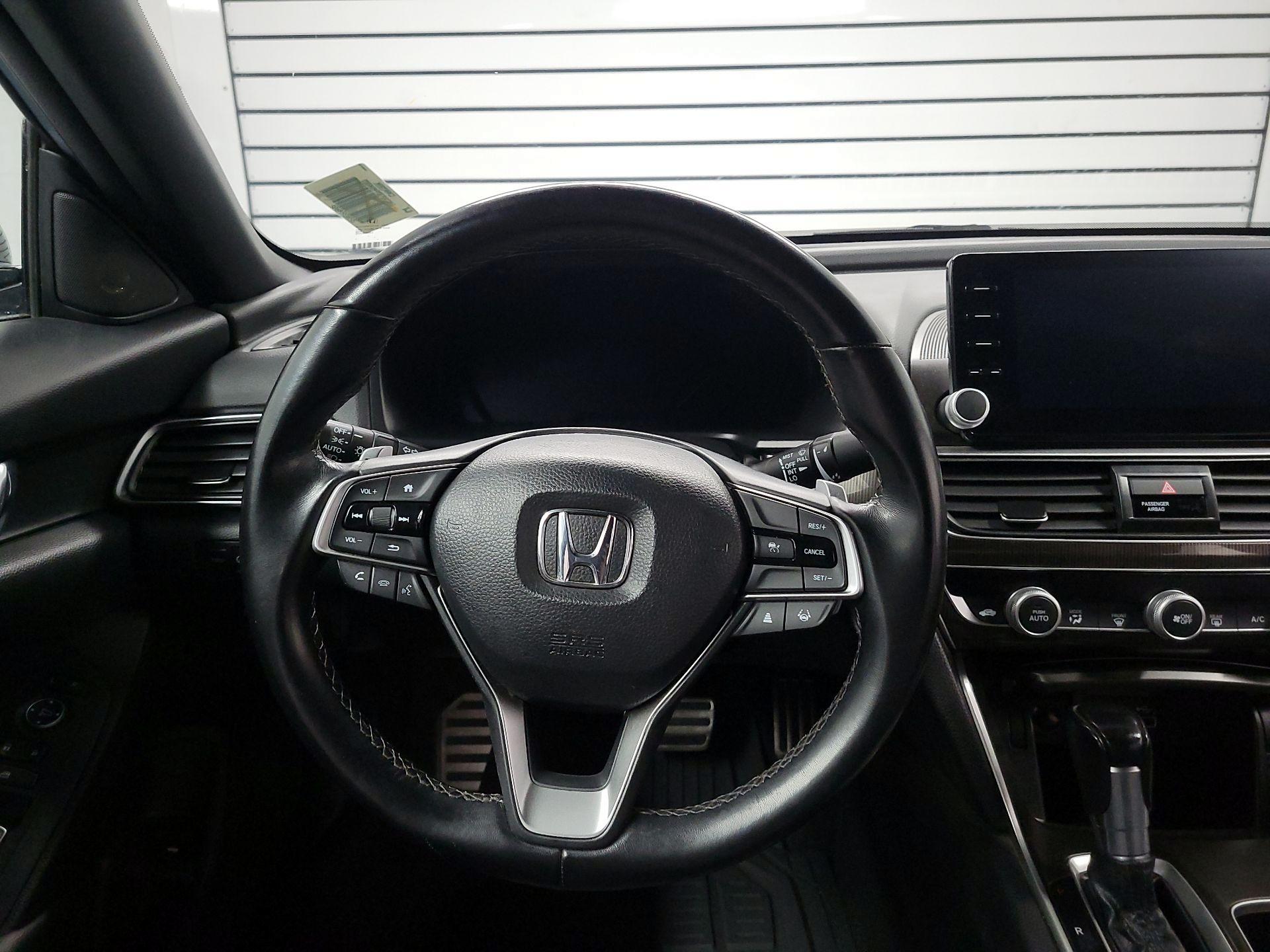 Thumbnail: 2022 Honda Accord - 10