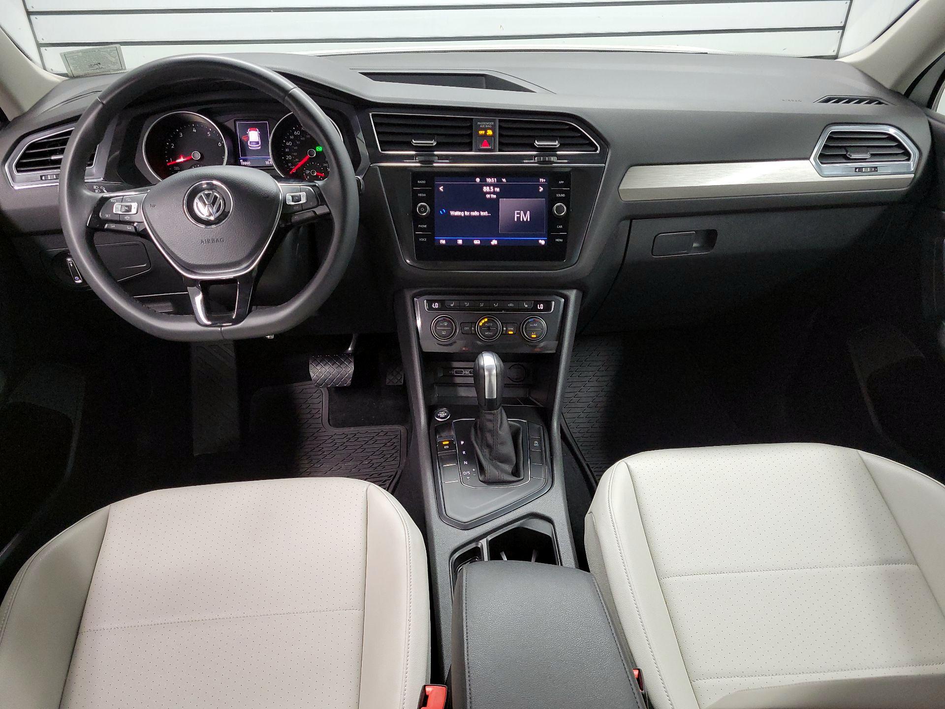 Thumbnail: 2020 Volkswagen Tiguan - 9