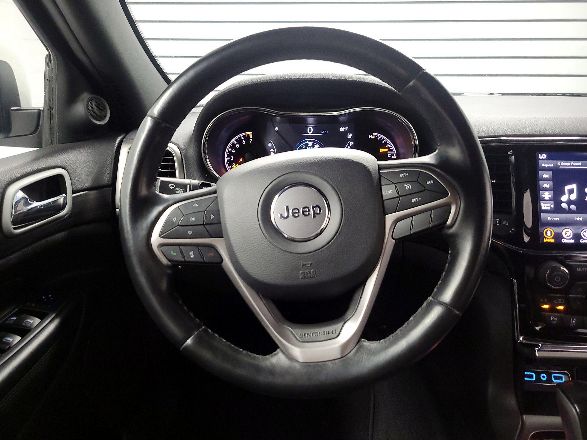 Thumbnail: 2020 Jeep Grand Cherokee - 10