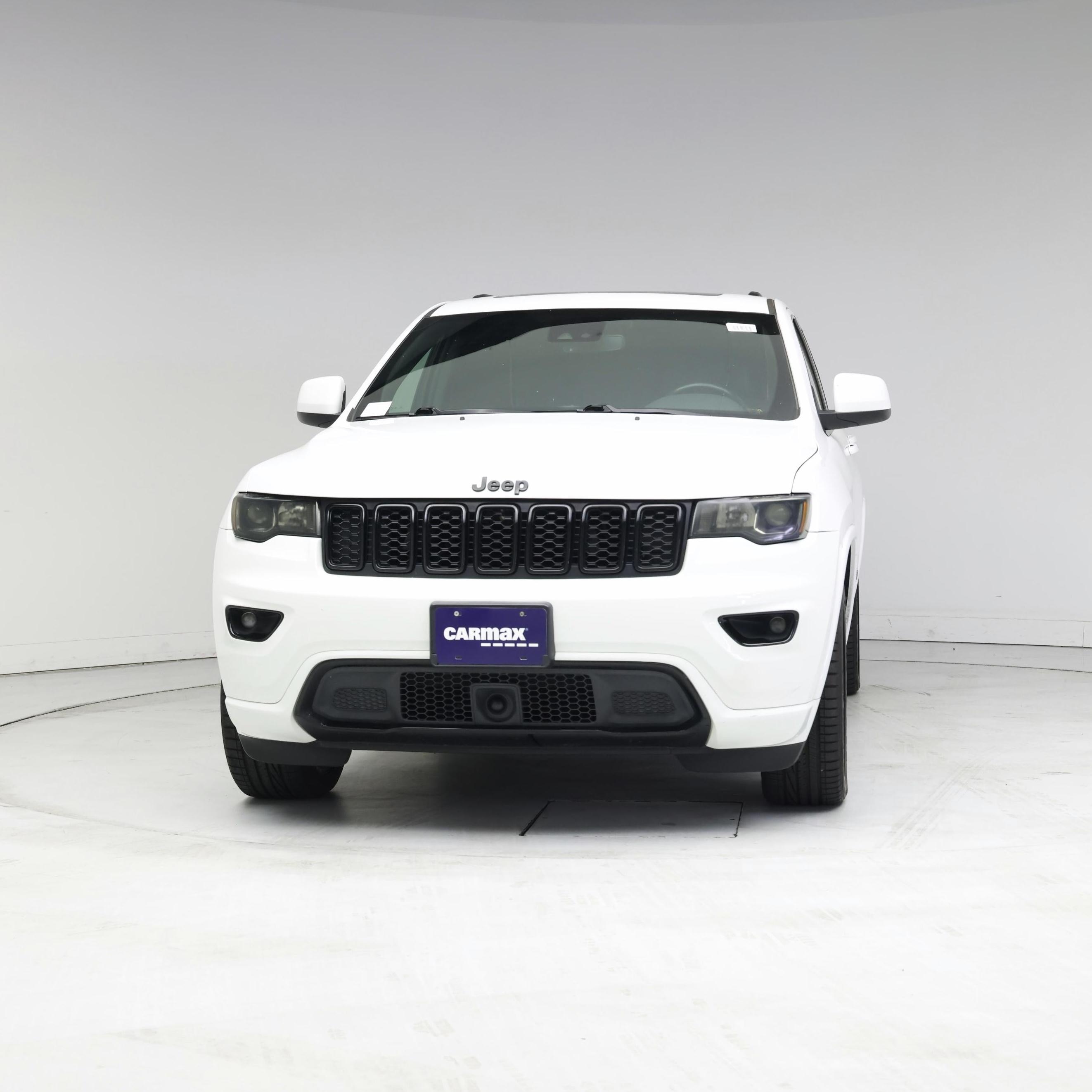 Thumbnail: 2020 Jeep Grand Cherokee - 5