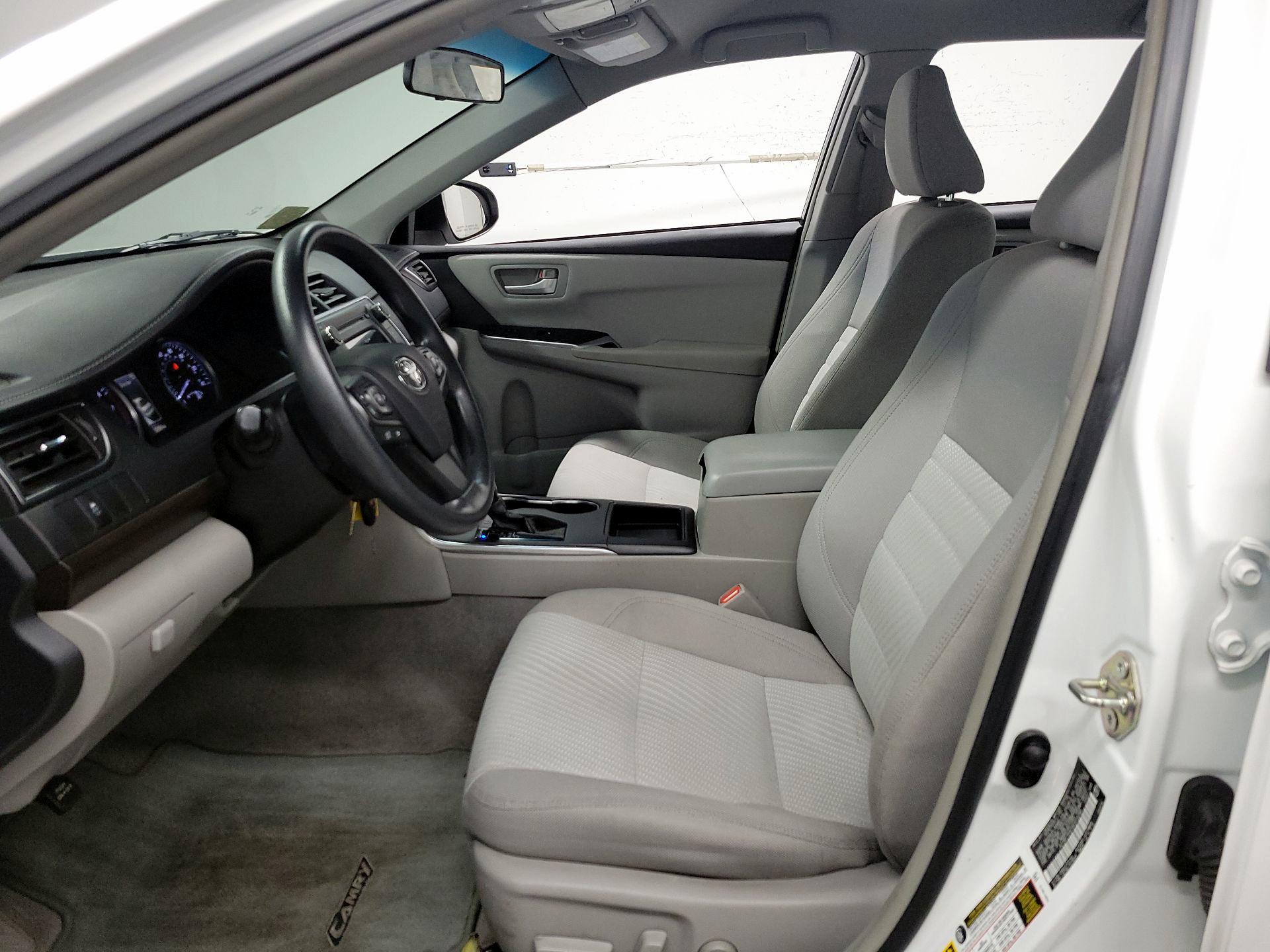 Thumbnail: 2017 Toyota Camry - 11
