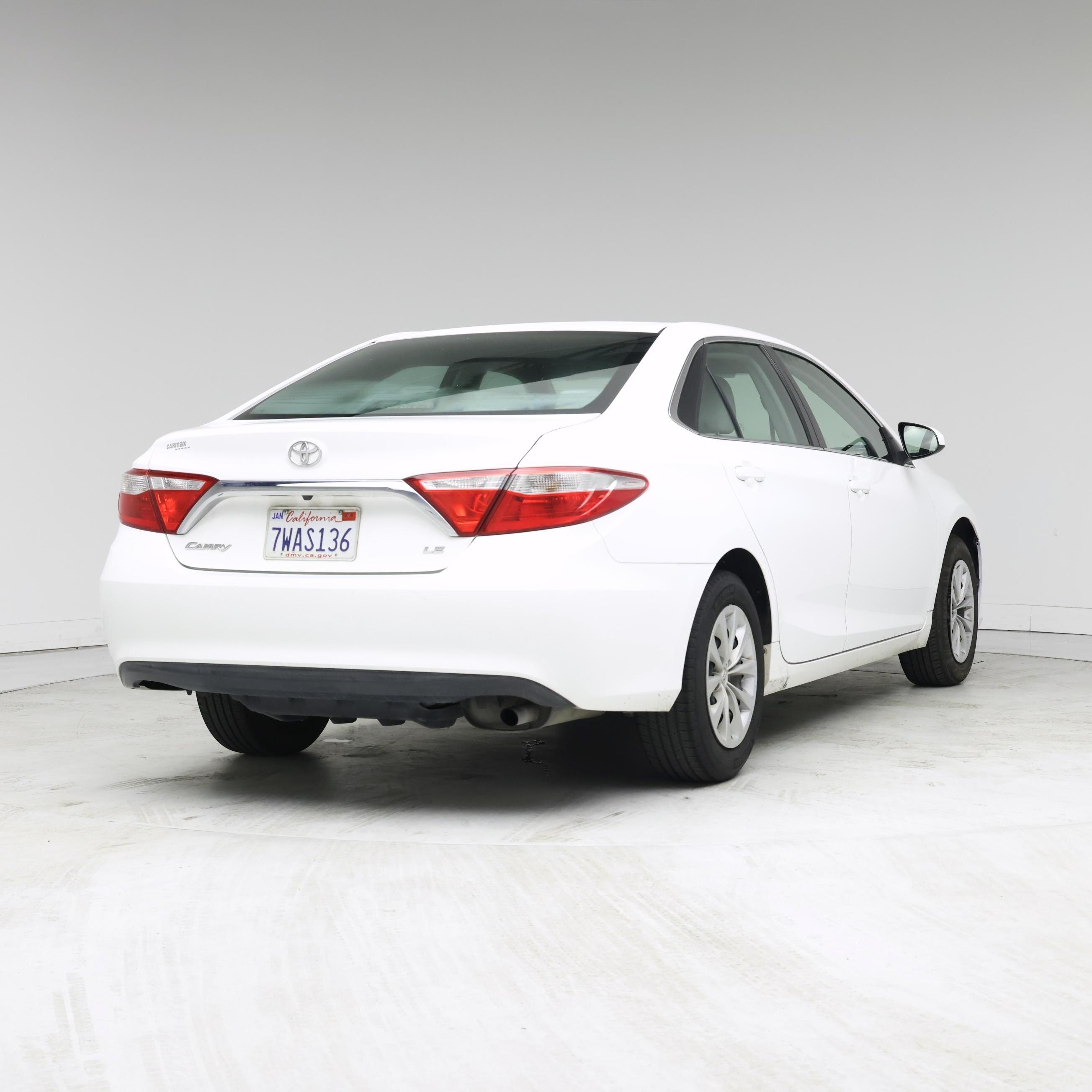 Thumbnail: 2017 Toyota Camry - 8