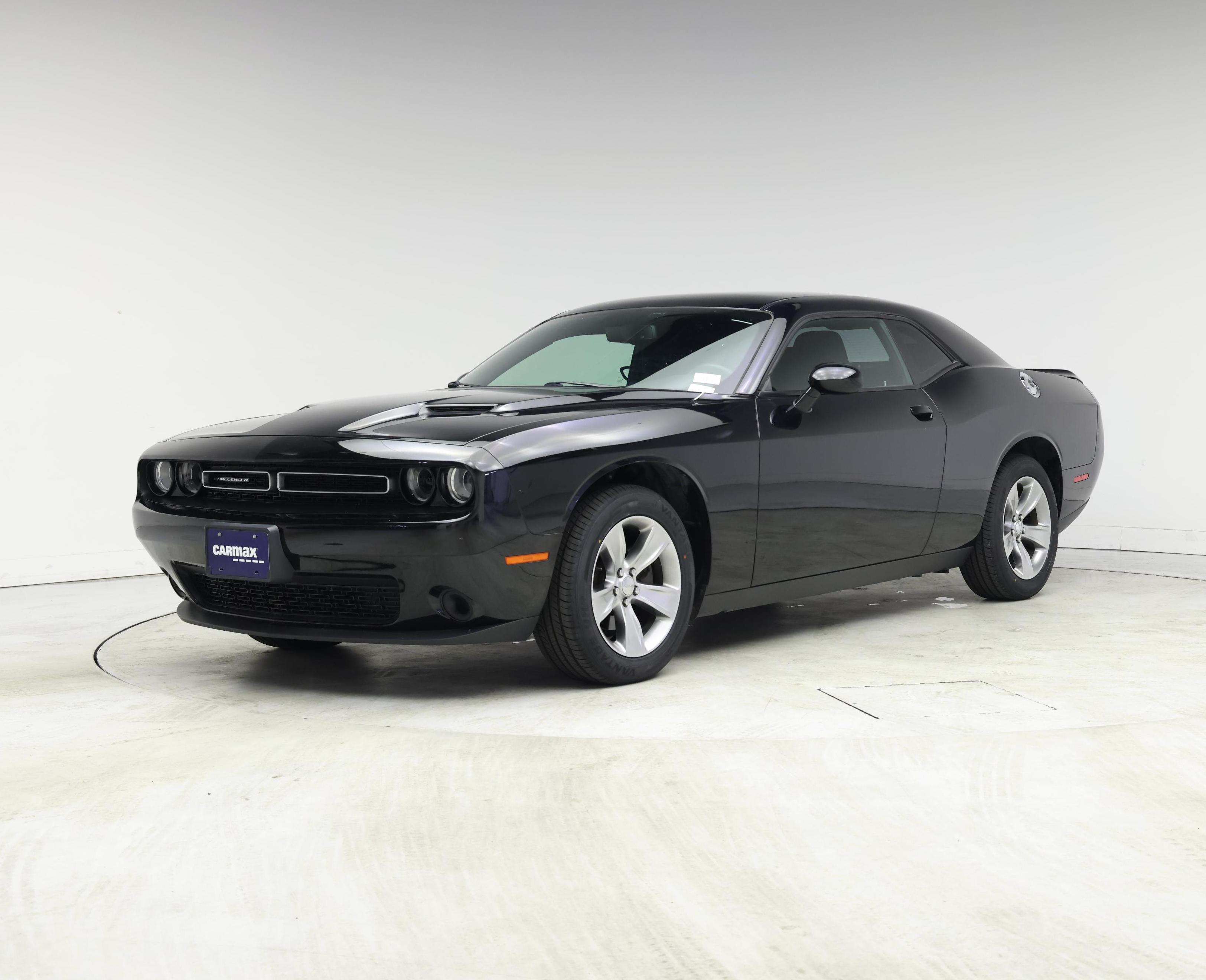 Thumbnail: 2021 Dodge Challenger - 4