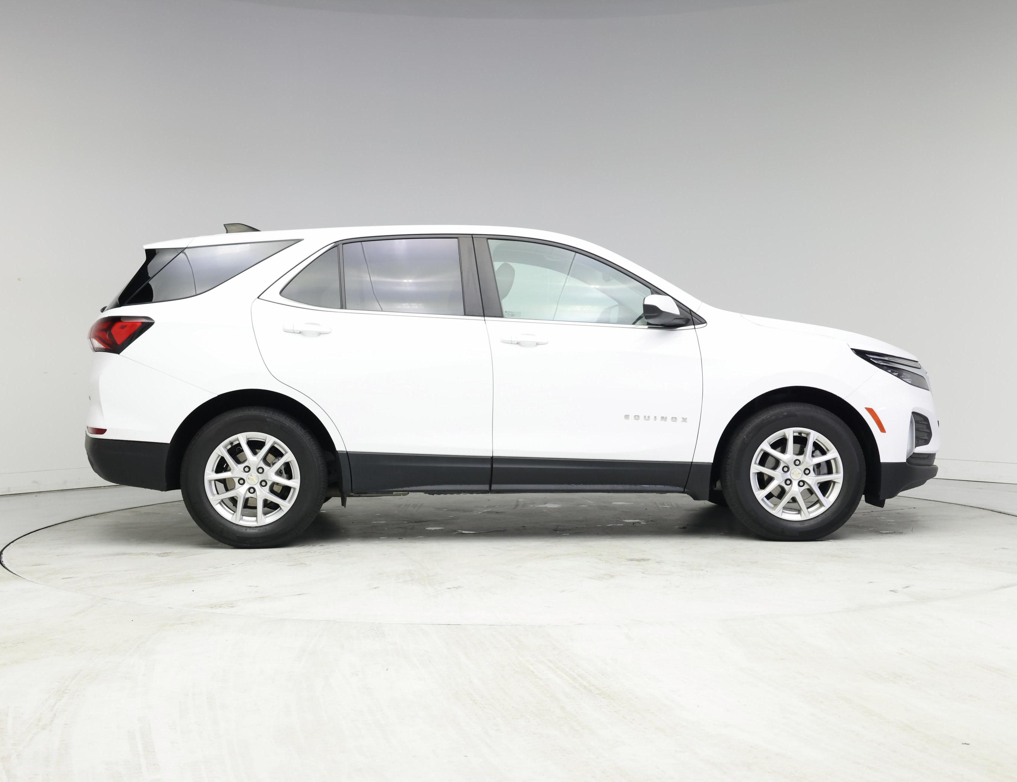Thumbnail: 2022 Chevrolet Equinox - 7