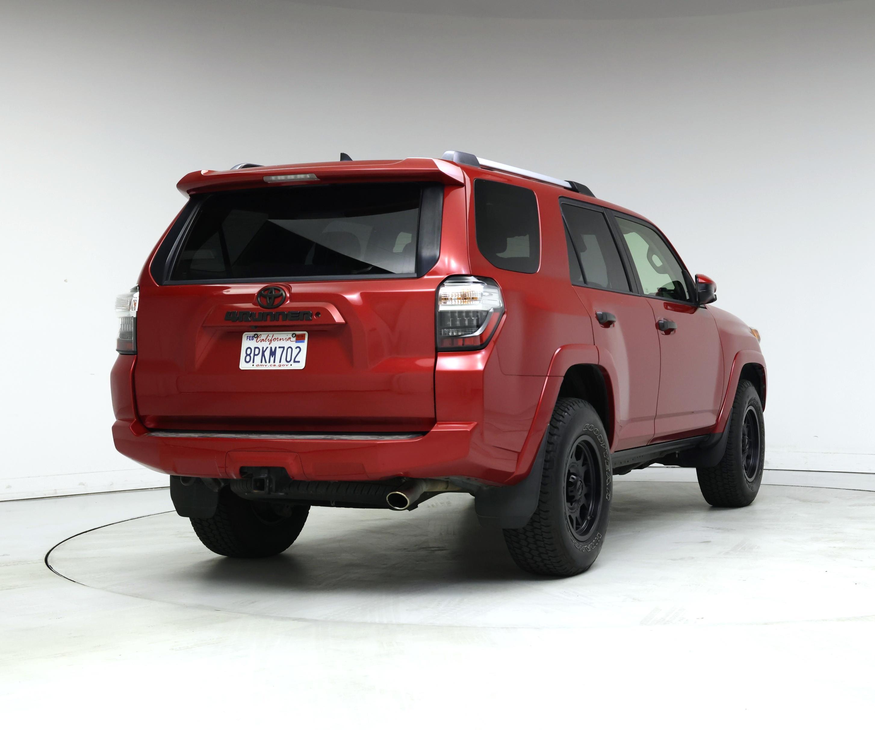Thumbnail: 2020 Toyota 4Runner - 8