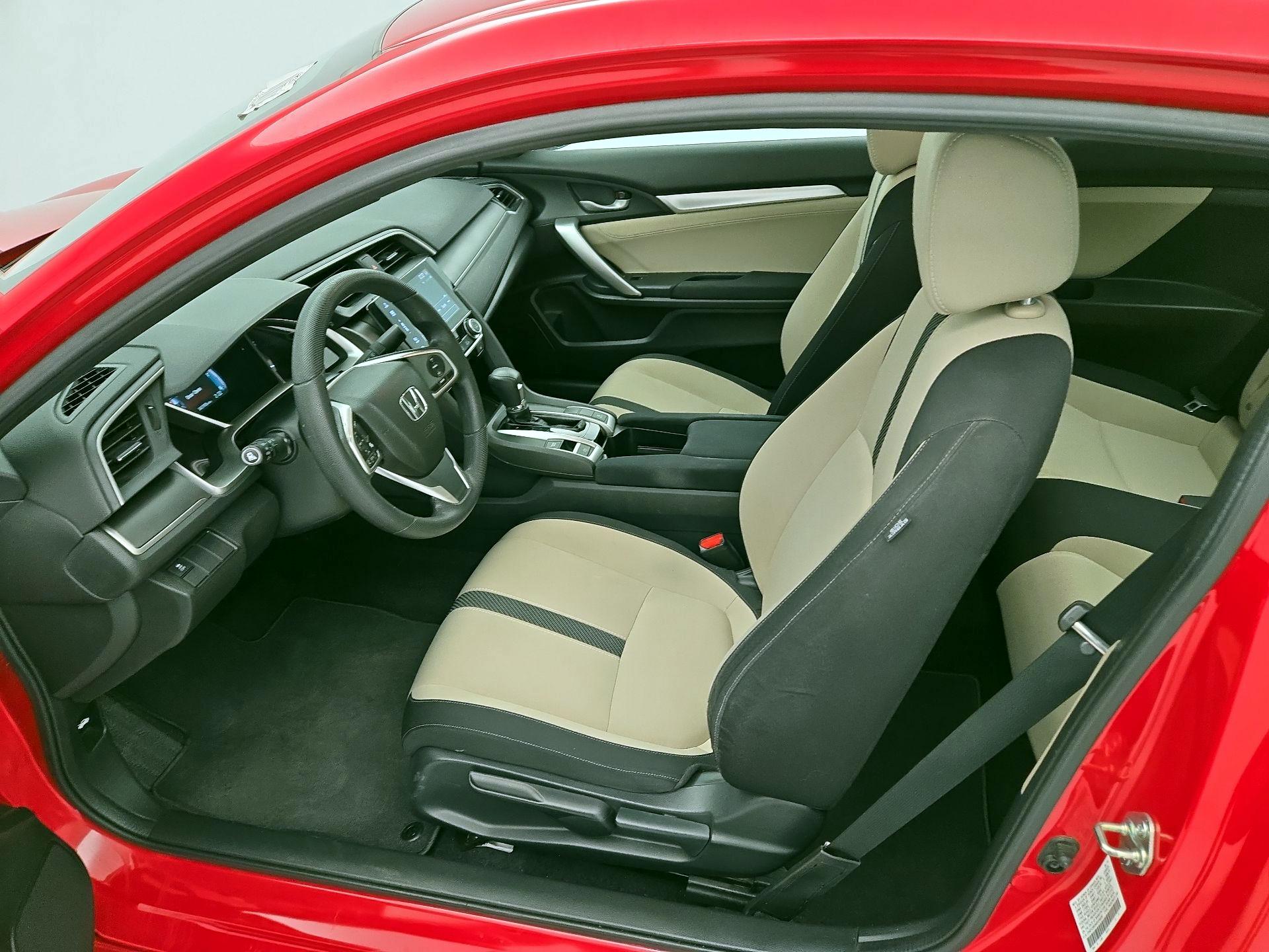 Thumbnail: 2016 Honda Civic - 11