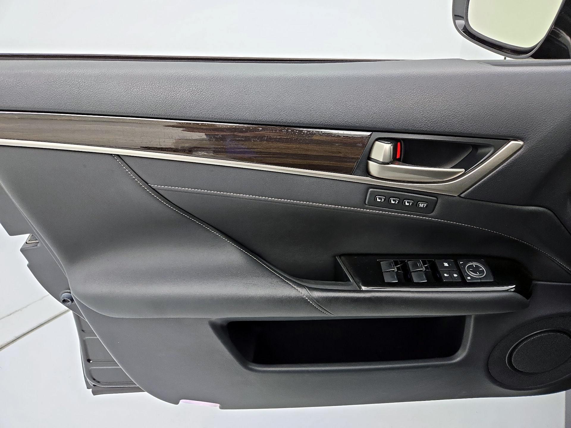 Thumbnail: 2013 Lexus GS - 12
