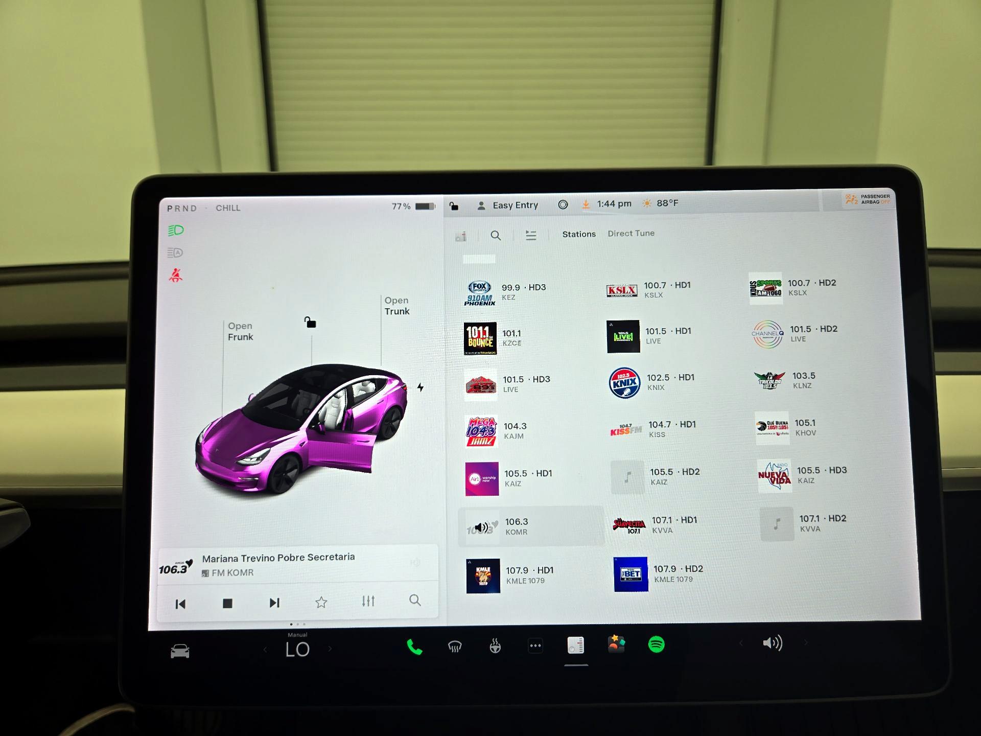 Thumbnail: 2022 Tesla Model 3 - 15