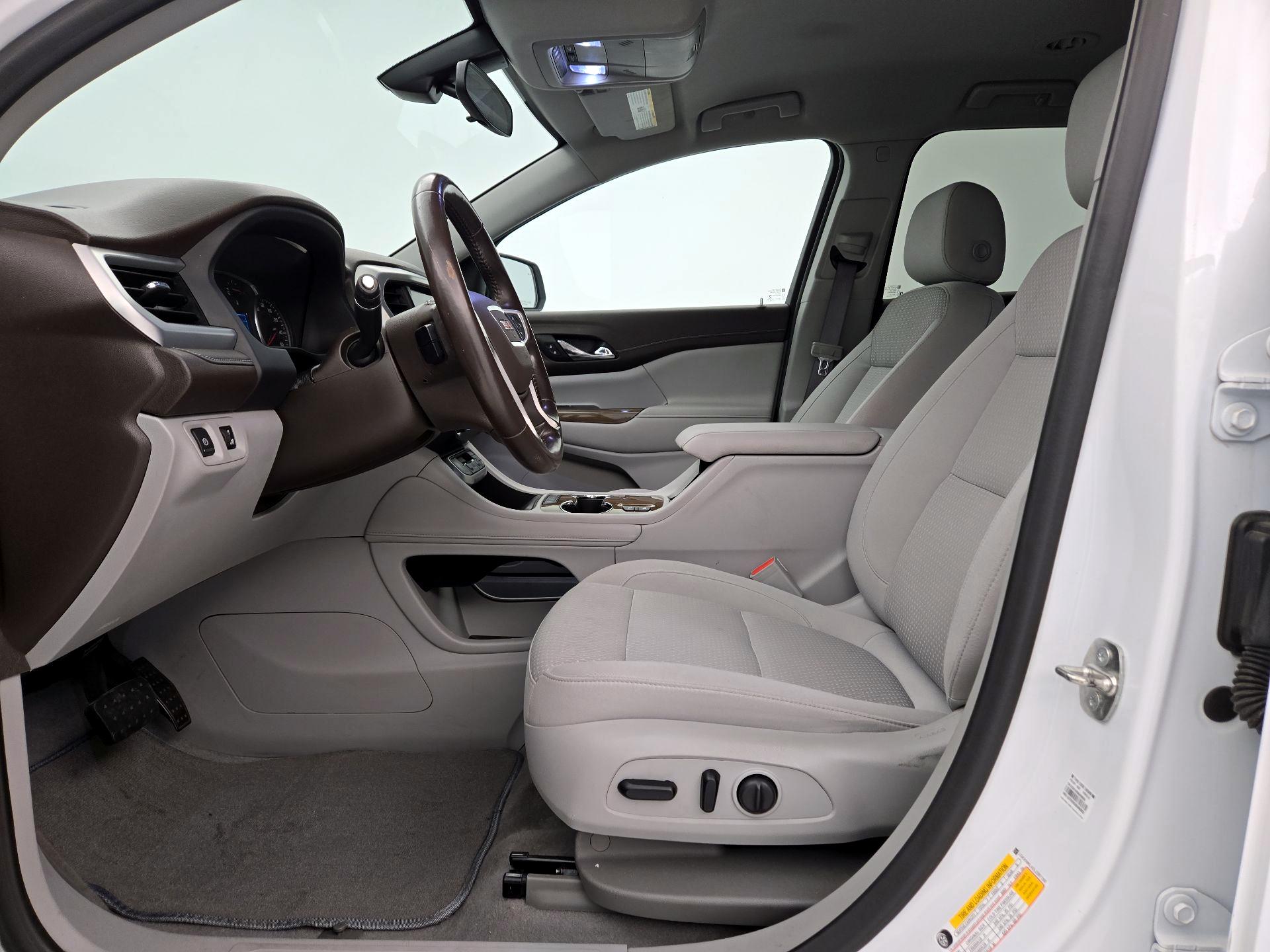 Thumbnail: 2020 GMC Acadia - 11
