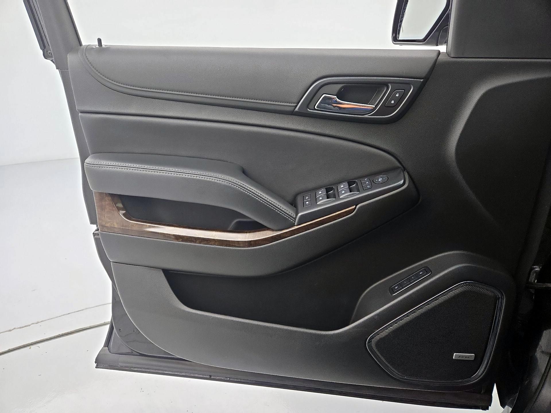 Thumbnail: 2020 Chevrolet Suburban - 12