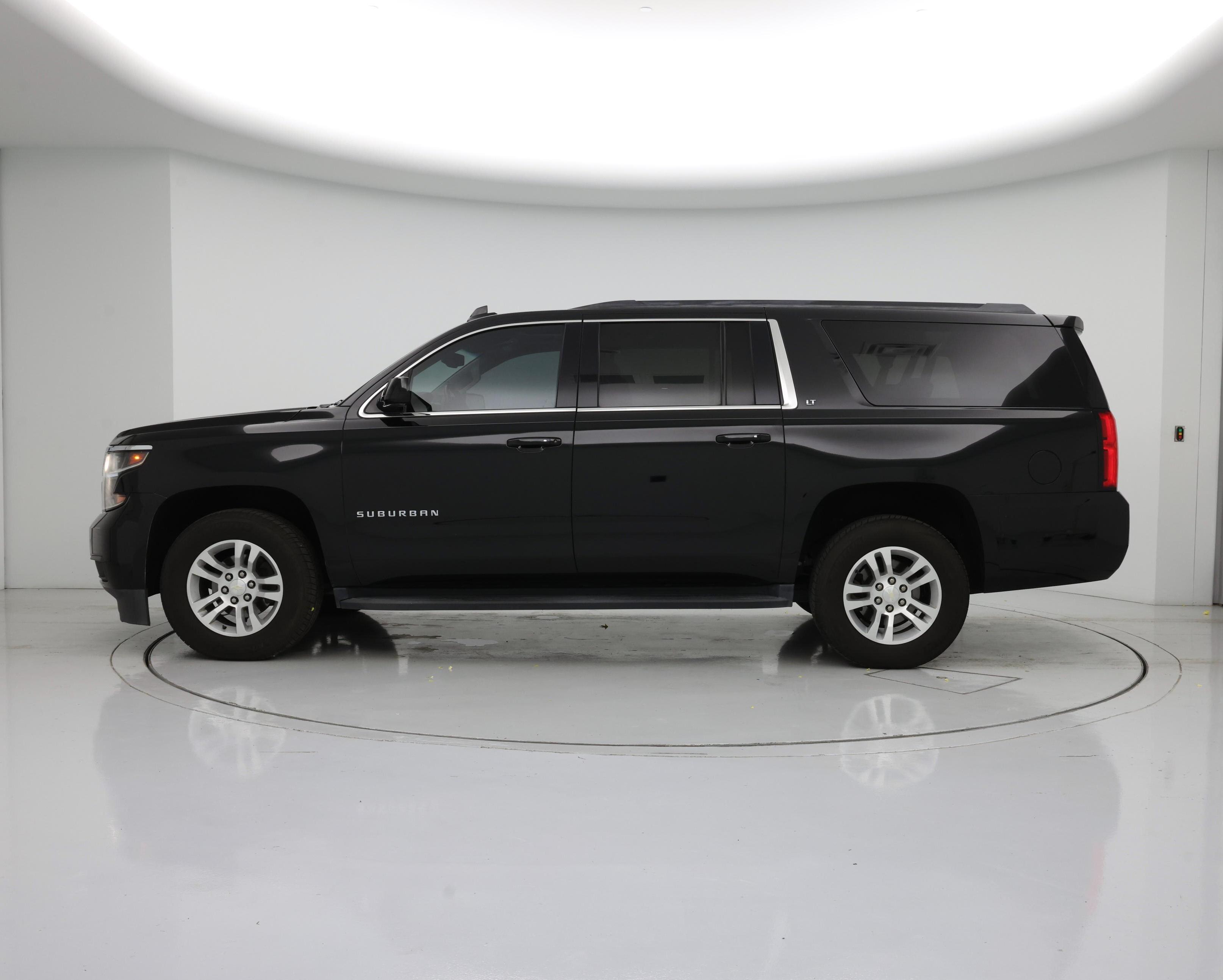 Thumbnail: 2020 Chevrolet Suburban - 3