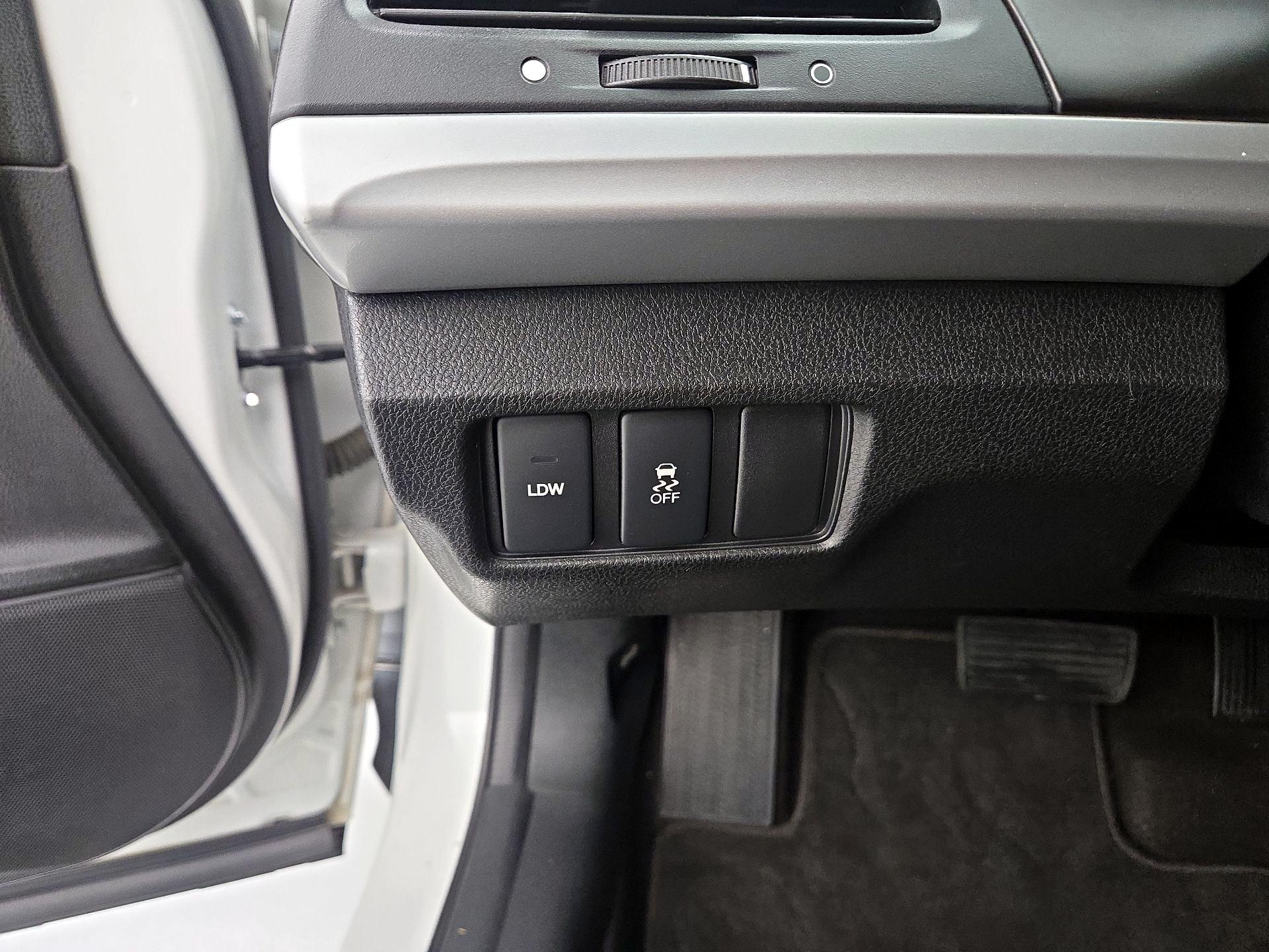 Thumbnail: 2013 Honda Accord Crosstour - 13