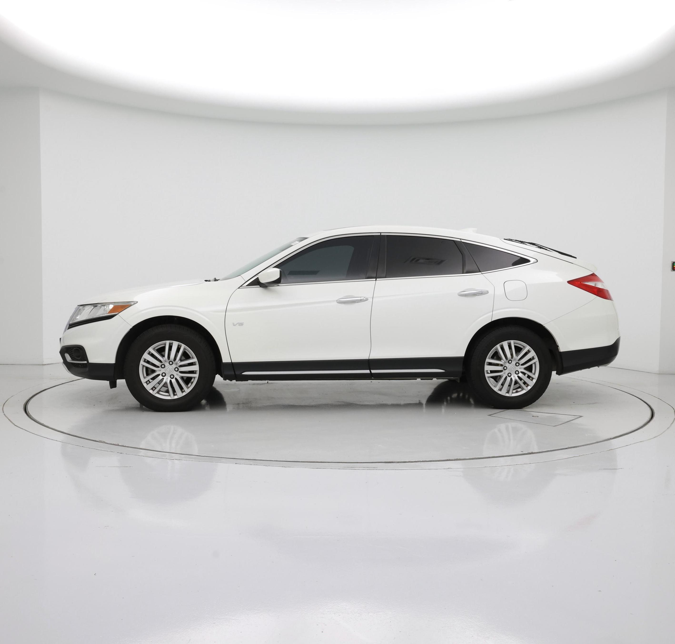 Thumbnail: 2013 Honda Accord Crosstour - 3