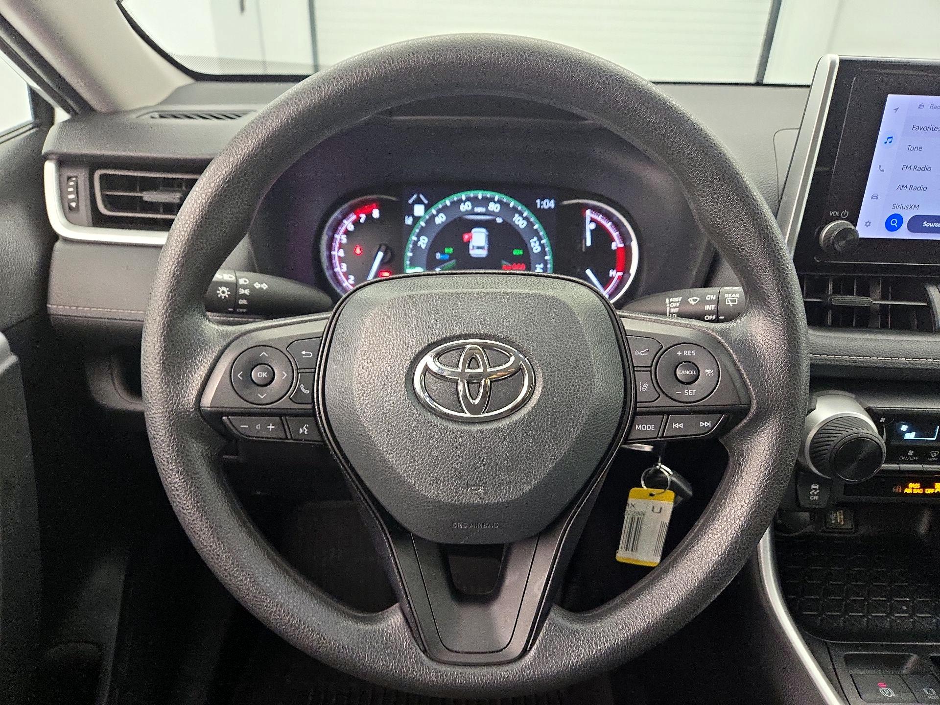 Thumbnail: 2024 Toyota RAV4 - 10