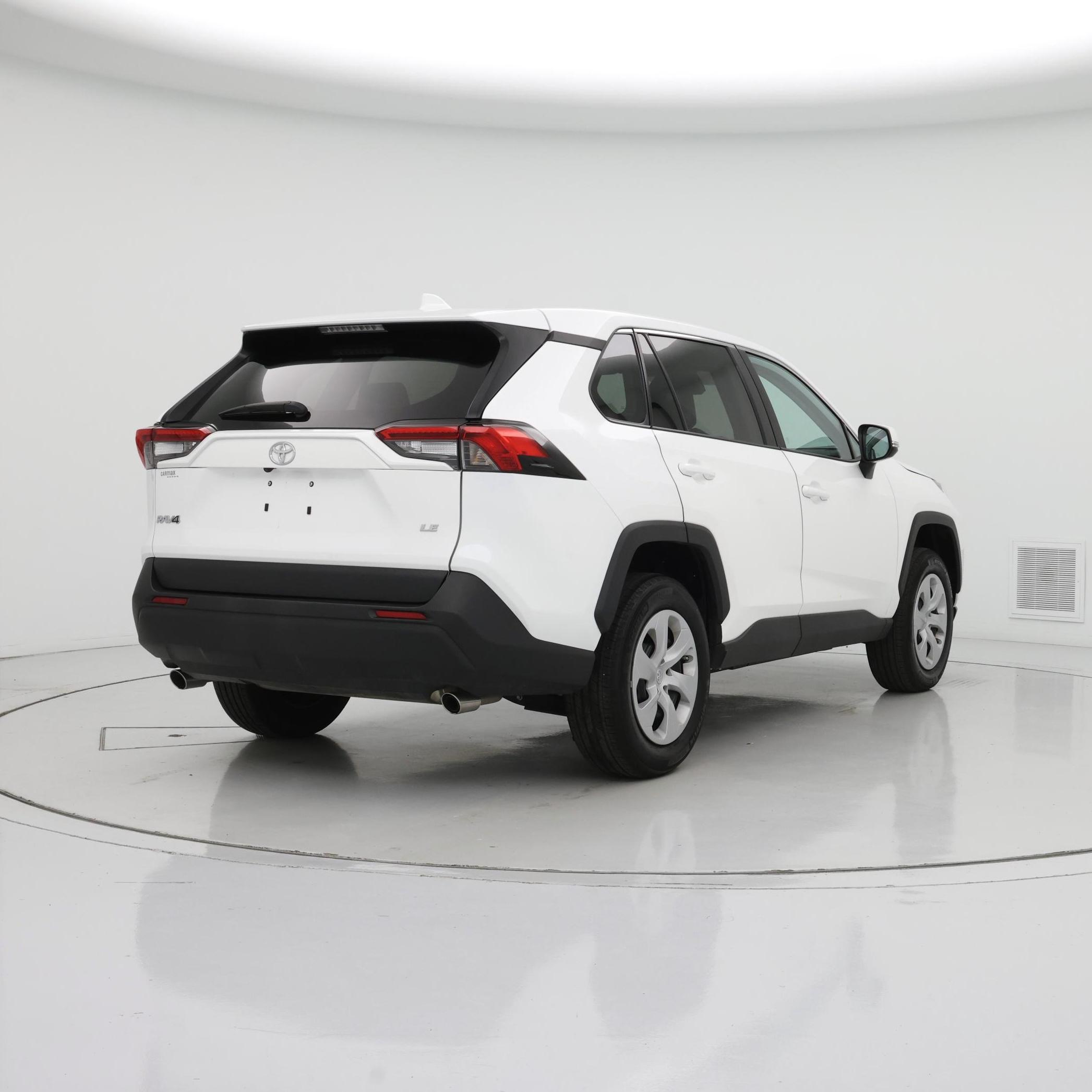 Thumbnail: 2024 Toyota RAV4 - 8