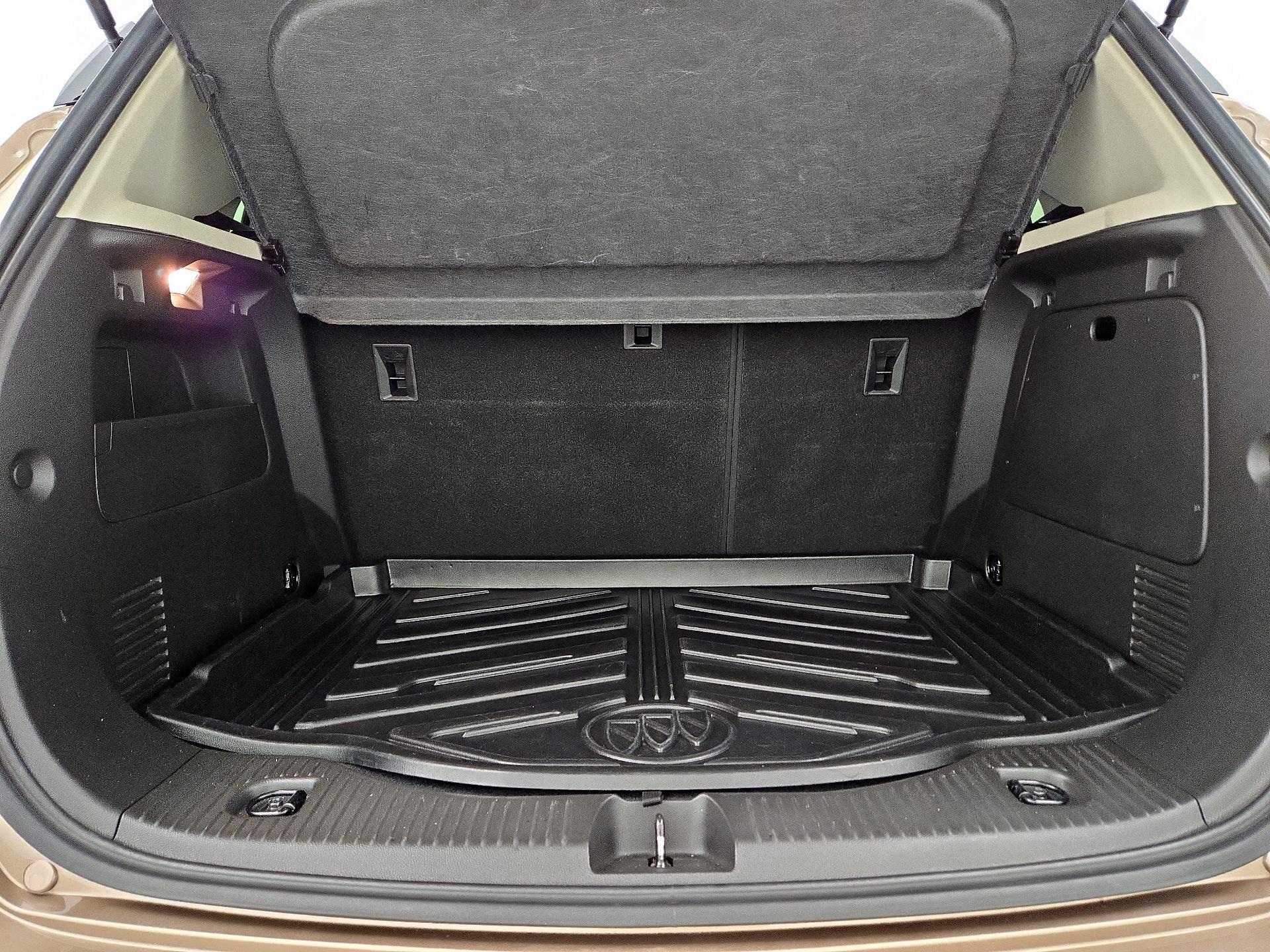 Thumbnail: 2018 Buick Encore - 20
