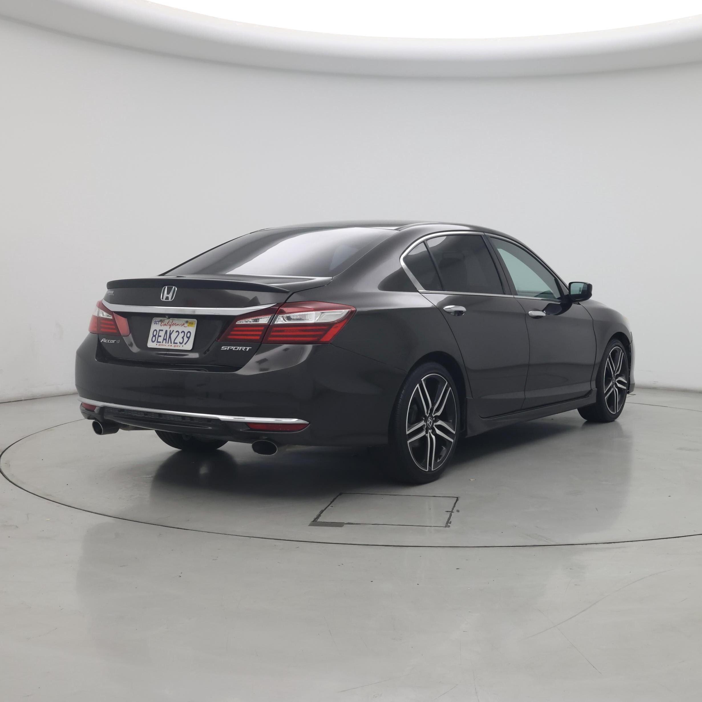Thumbnail: 2016 Honda Accord - 8
