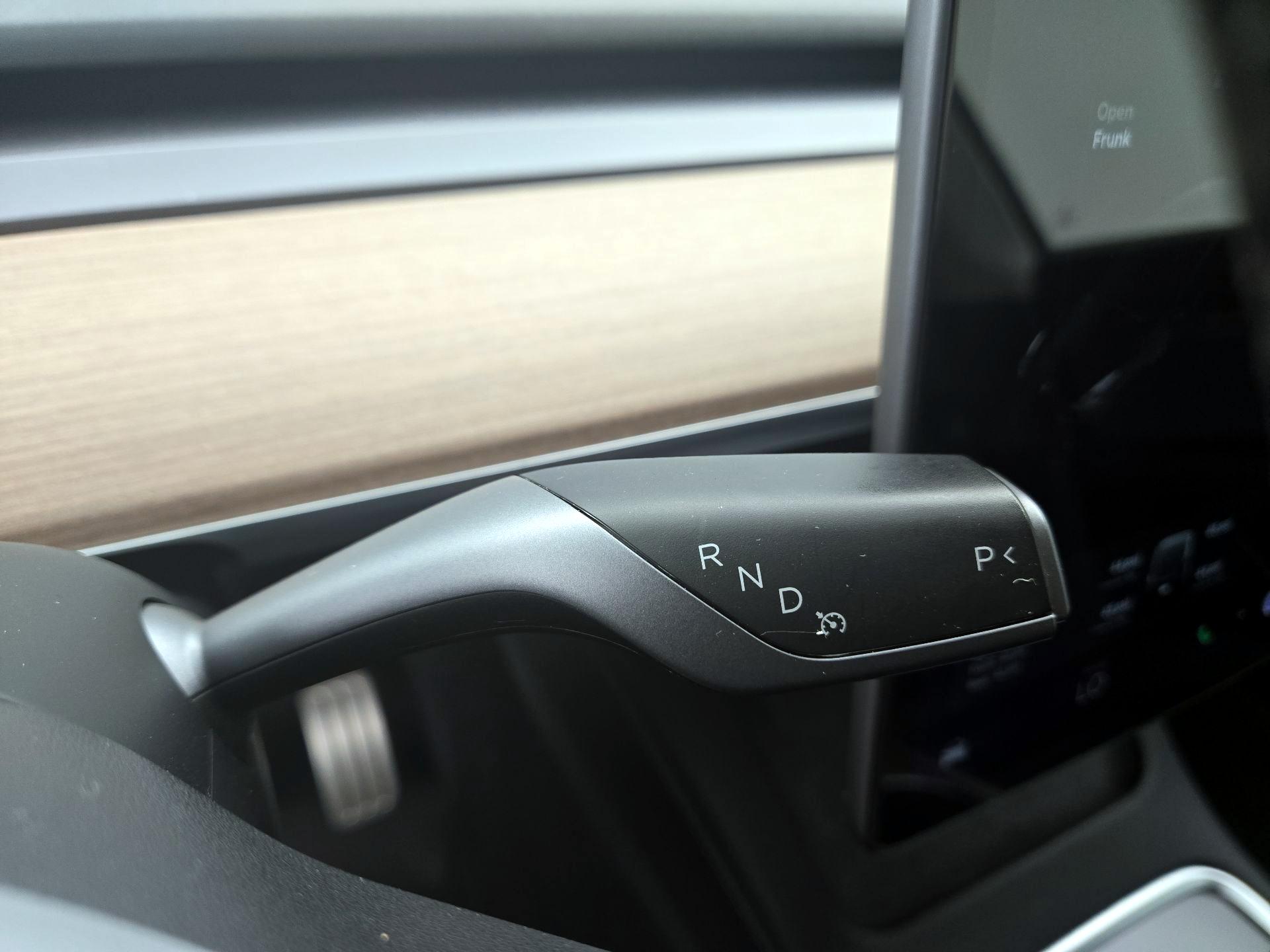 Thumbnail: 2022 Tesla Model Y - 17