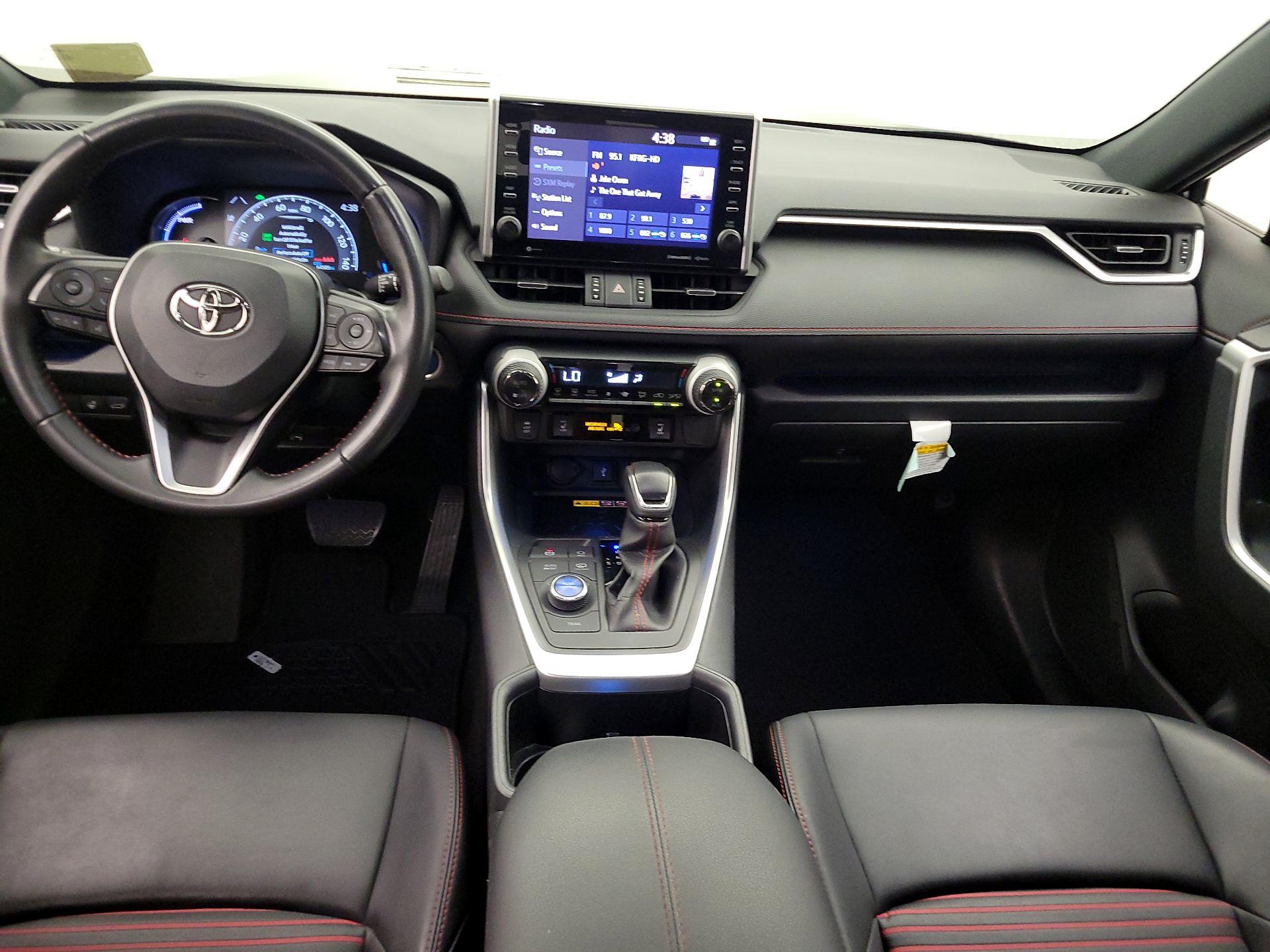 Thumbnail: 2022 Toyota RAV4 - 9
