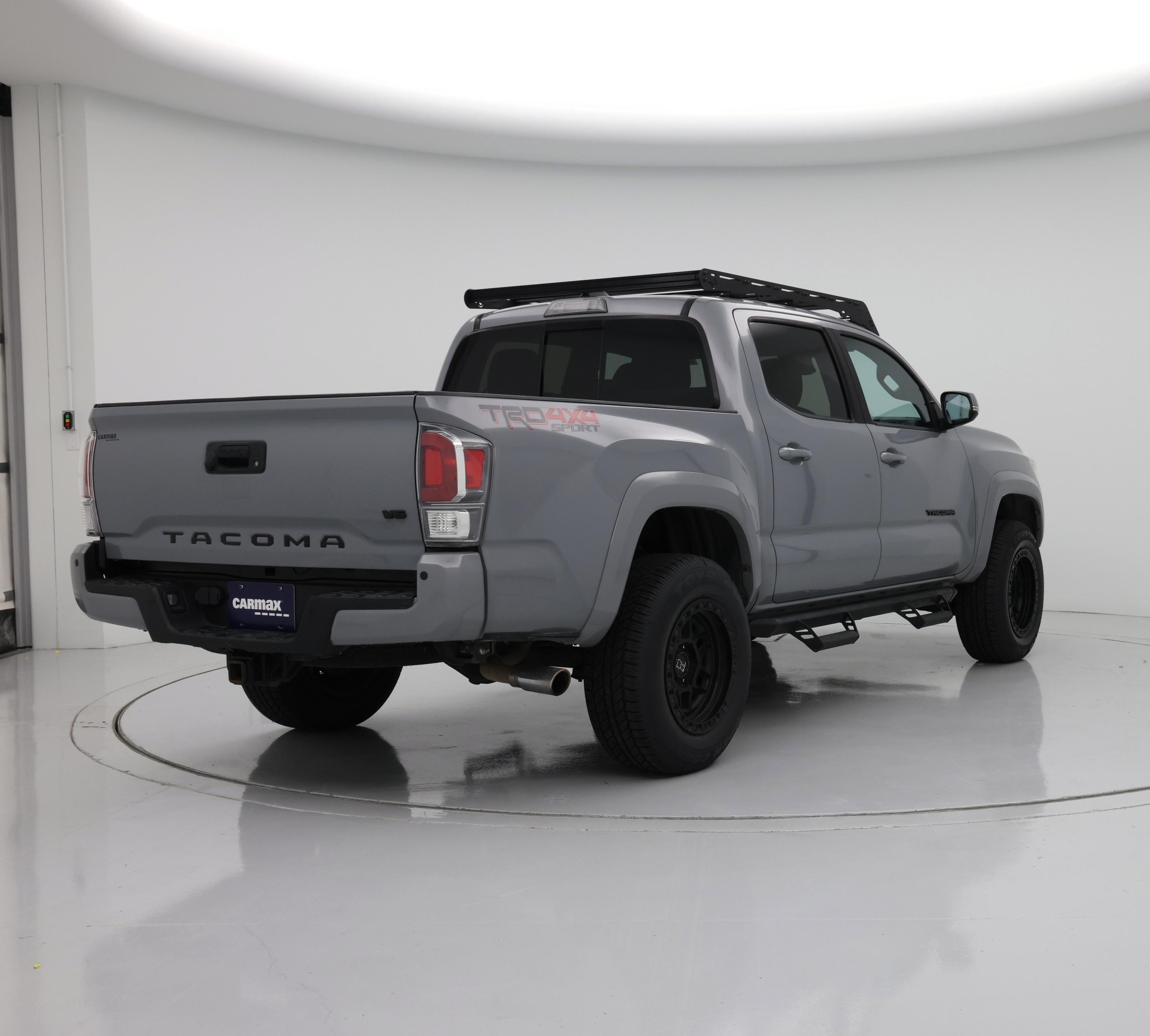 Thumbnail: 2021 Toyota Tacoma - 8