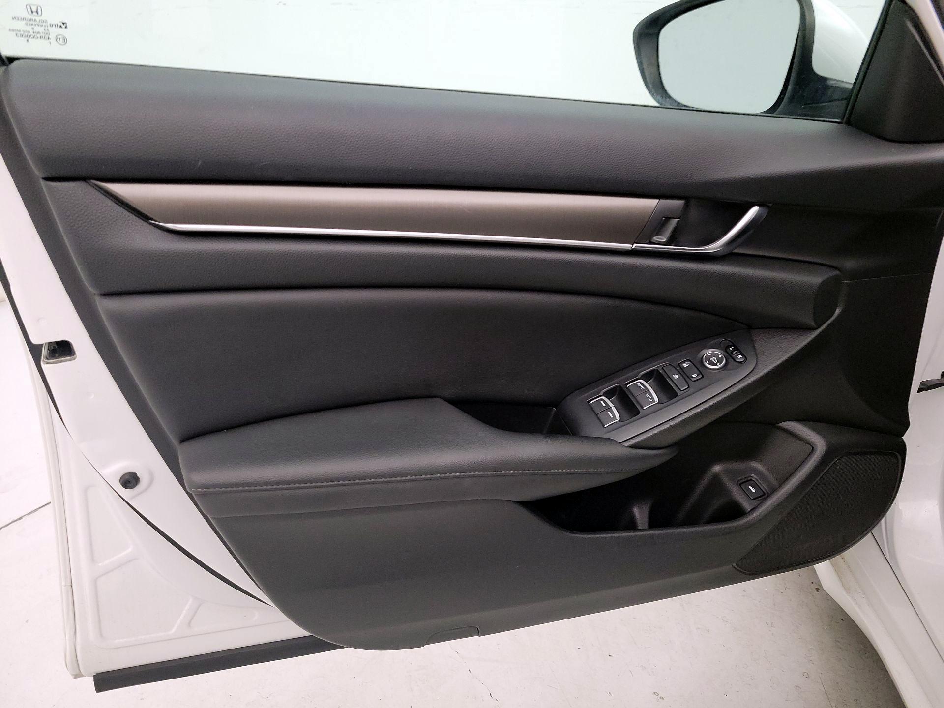 Thumbnail: 2020 Honda Accord - 12