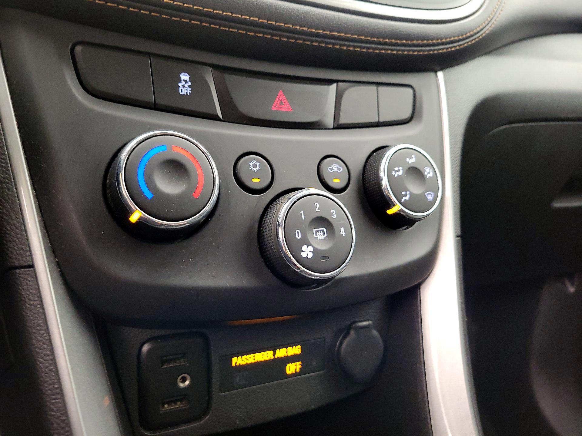 Thumbnail: 2019 Chevrolet Trax - 16