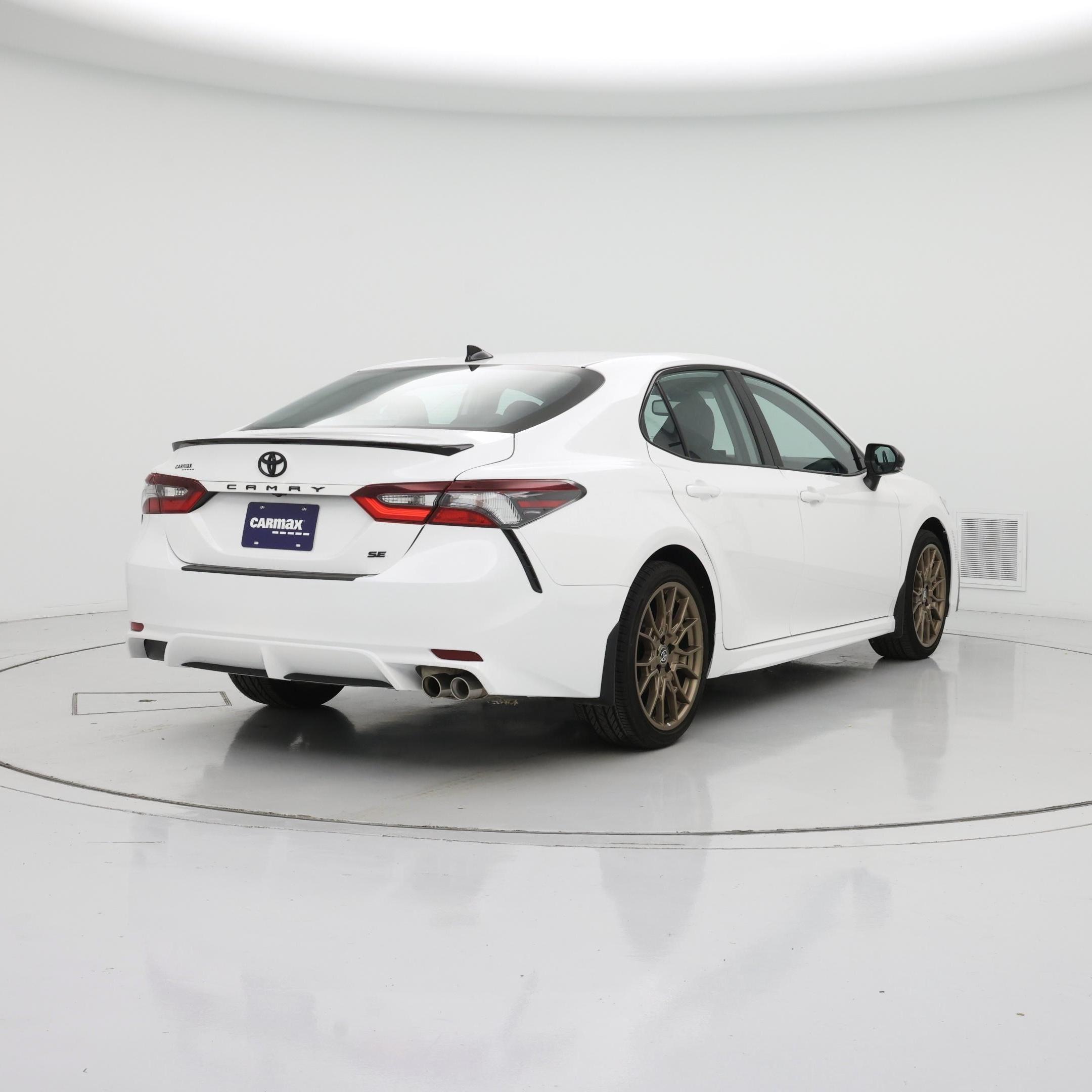 Thumbnail: 2024 Toyota Camry - 8