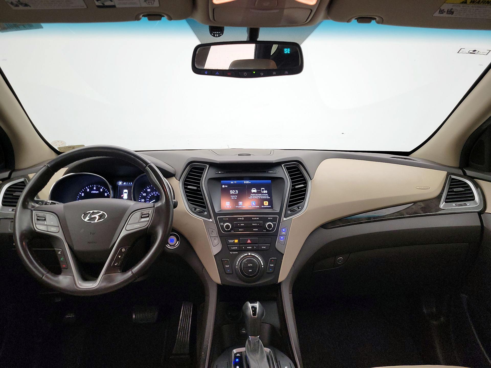 Thumbnail: 2017 Hyundai Santa Fe - 9