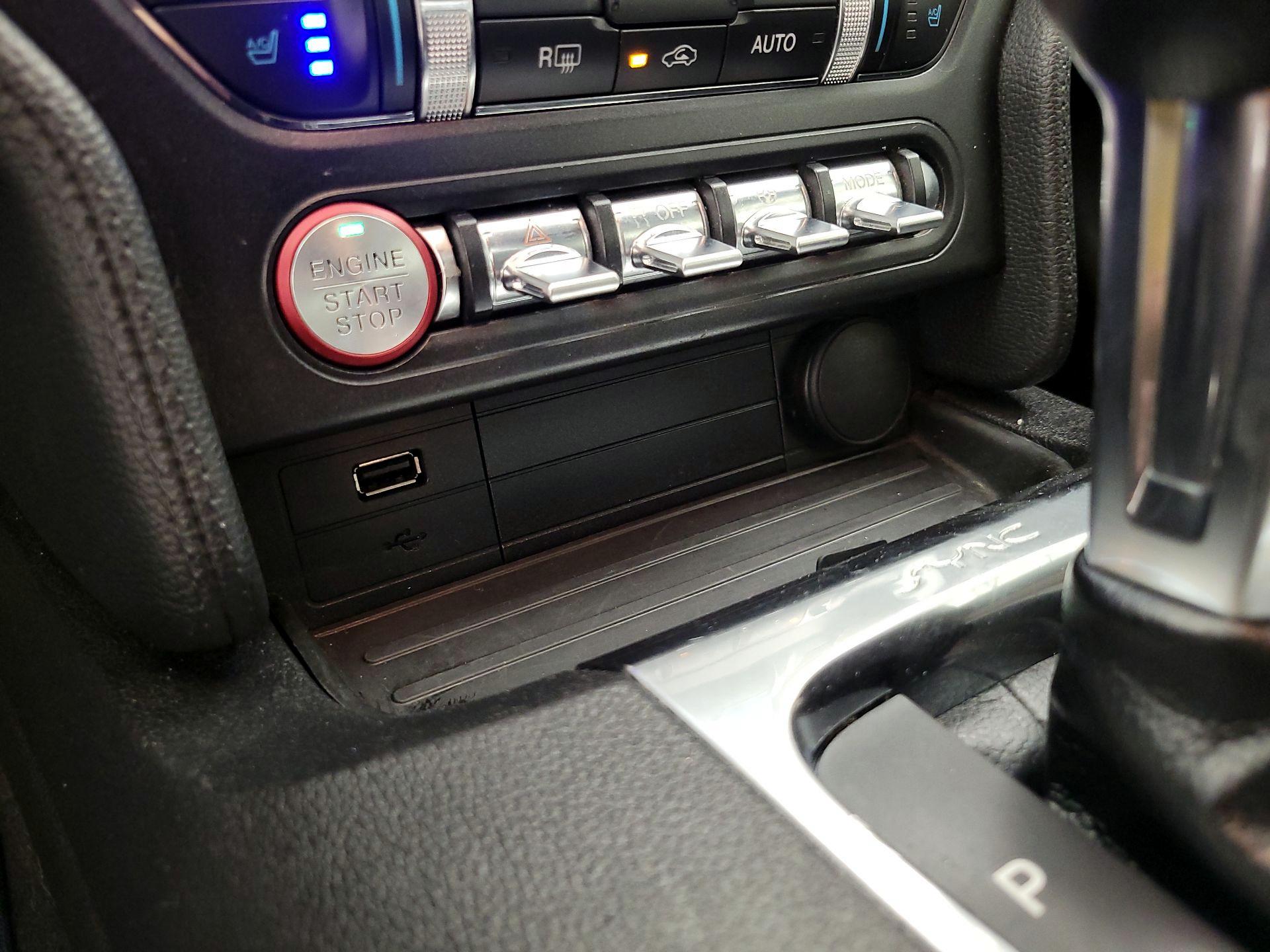 Thumbnail: 2019 Ford Mustang - 18