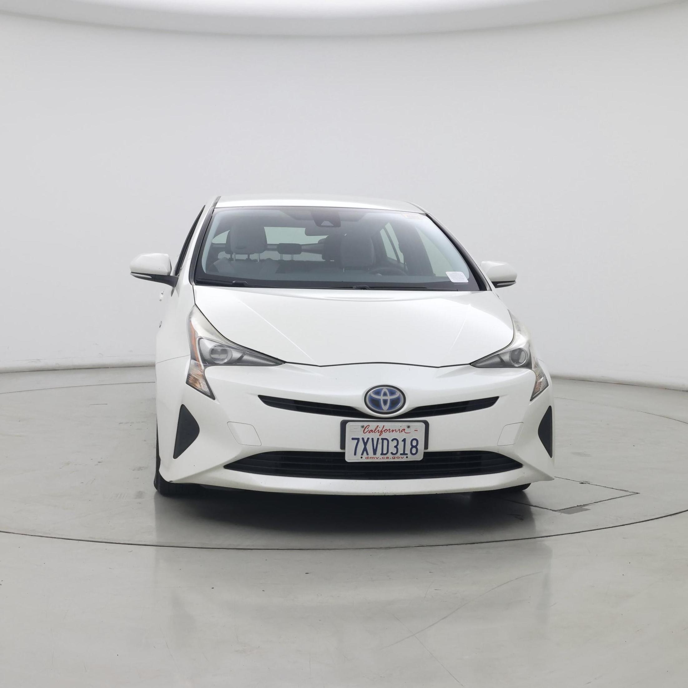 Thumbnail: 2017 Toyota Prius - 5