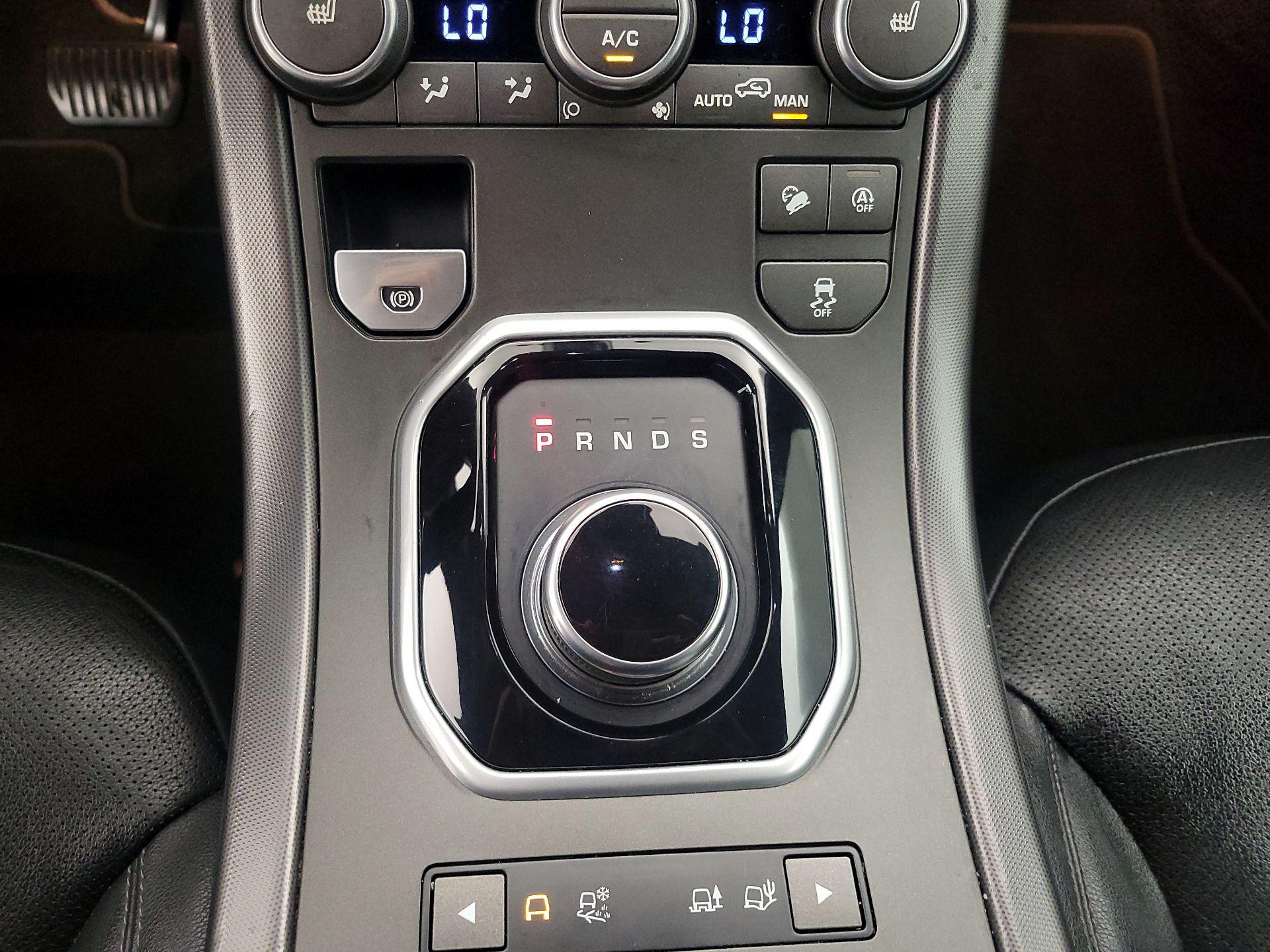 Thumbnail: 2018 Land Rover Range Rover Evoque - 18
