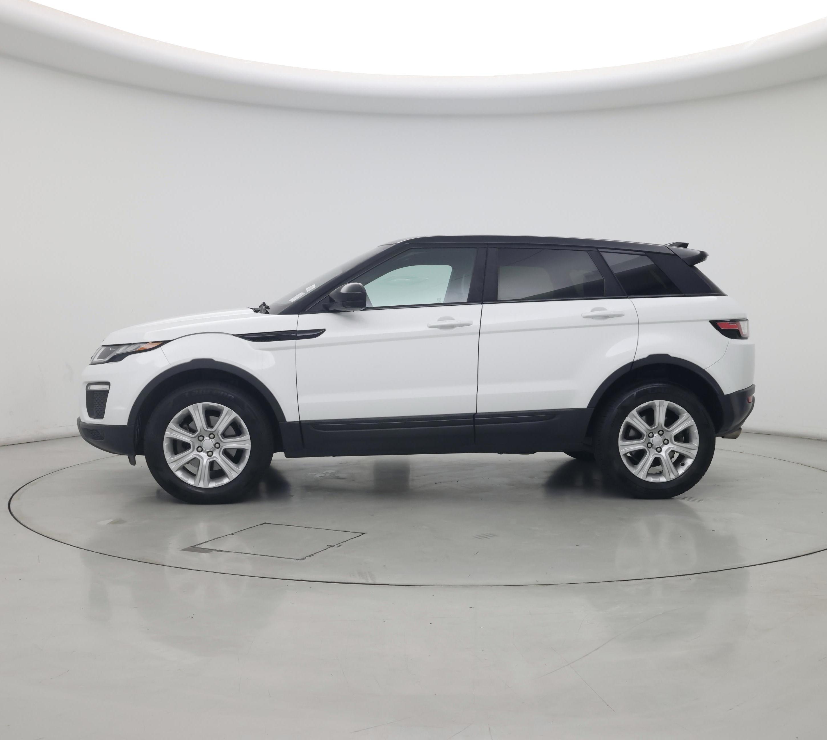 Thumbnail: 2018 Land Rover Range Rover Evoque - 3