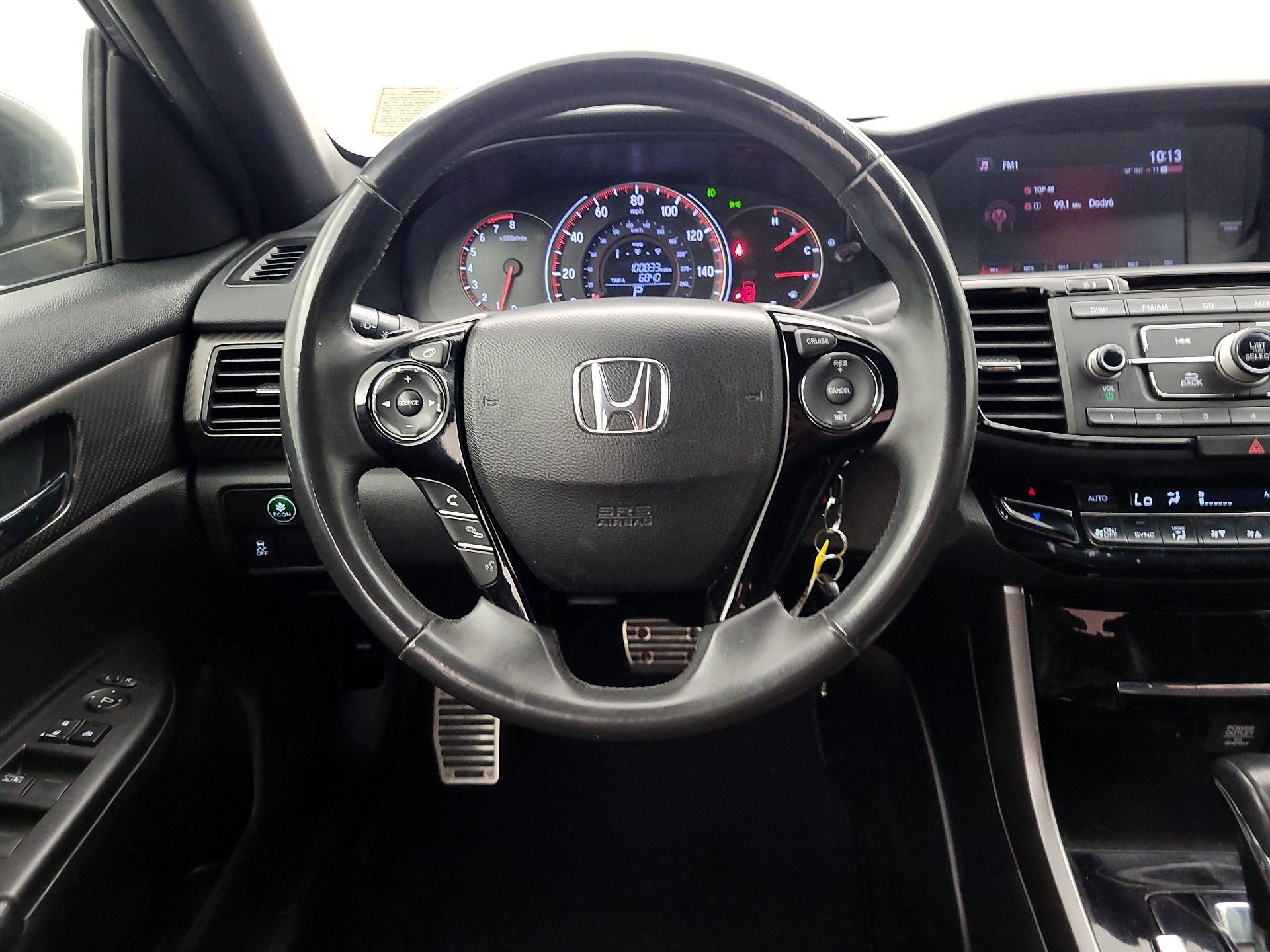 Thumbnail: 2017 Honda Accord - 10