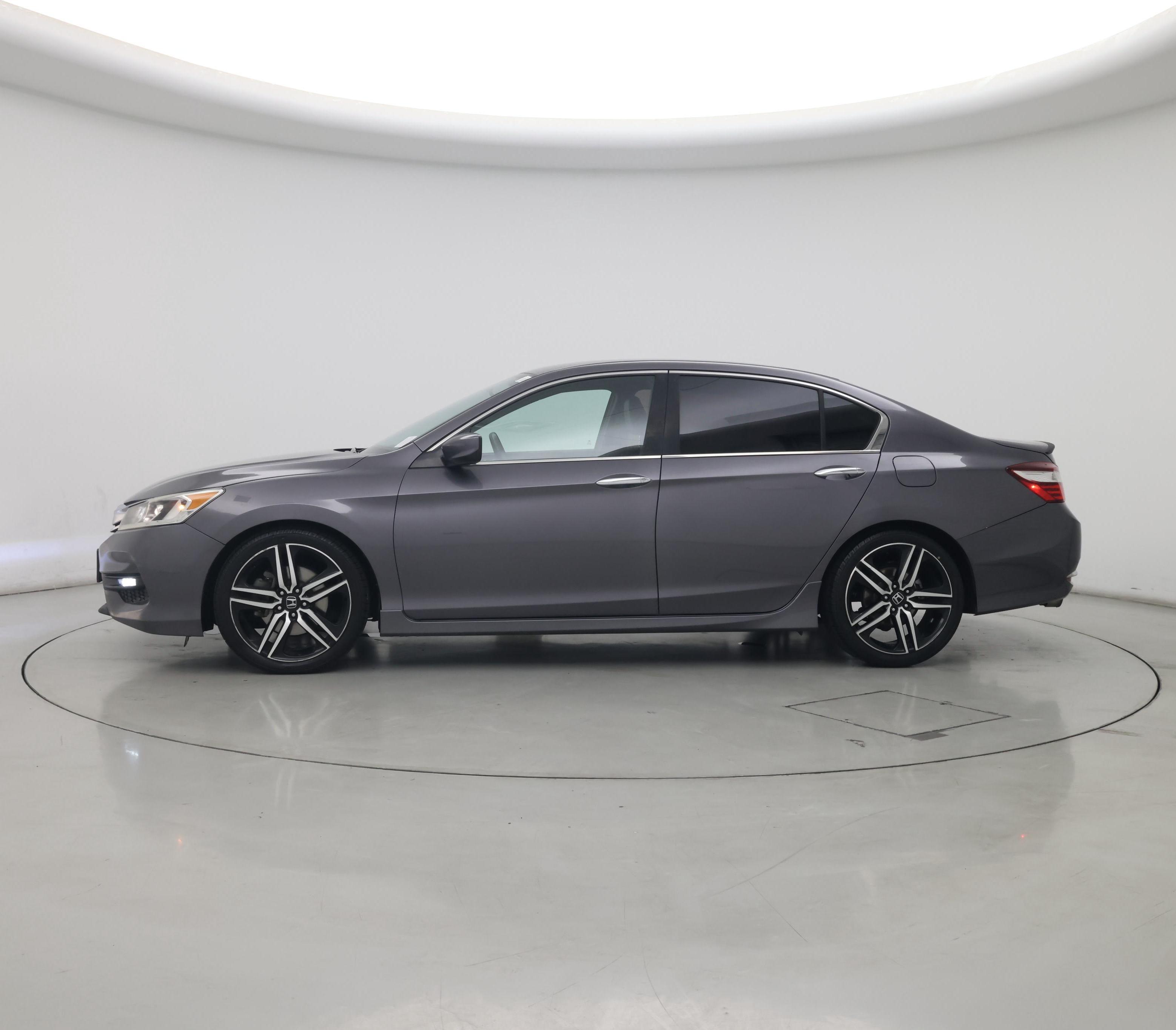 Thumbnail: 2017 Honda Accord - 3
