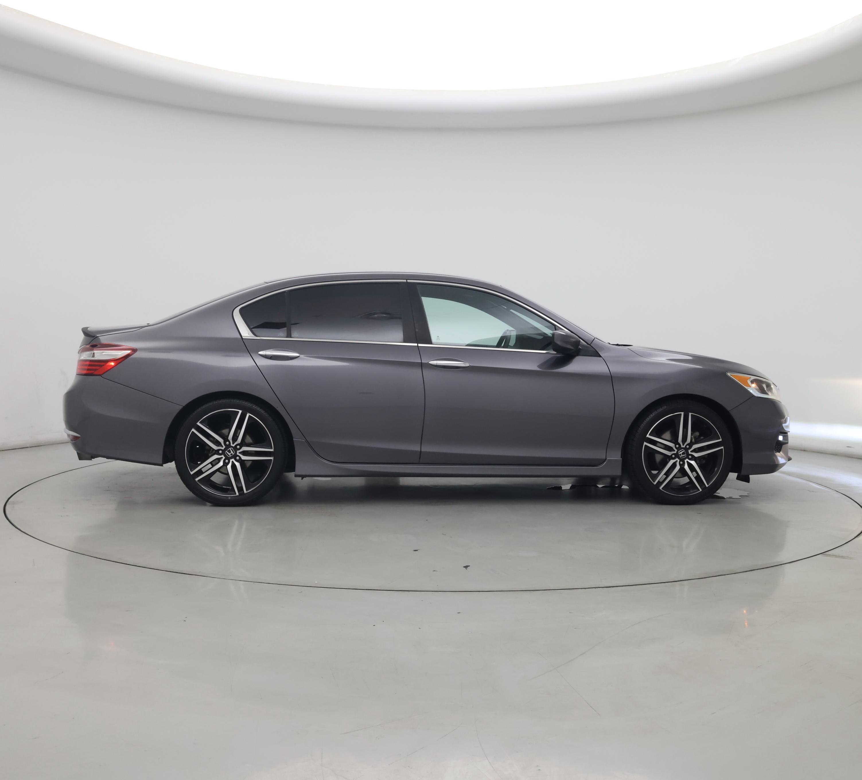 Thumbnail: 2017 Honda Accord - 7