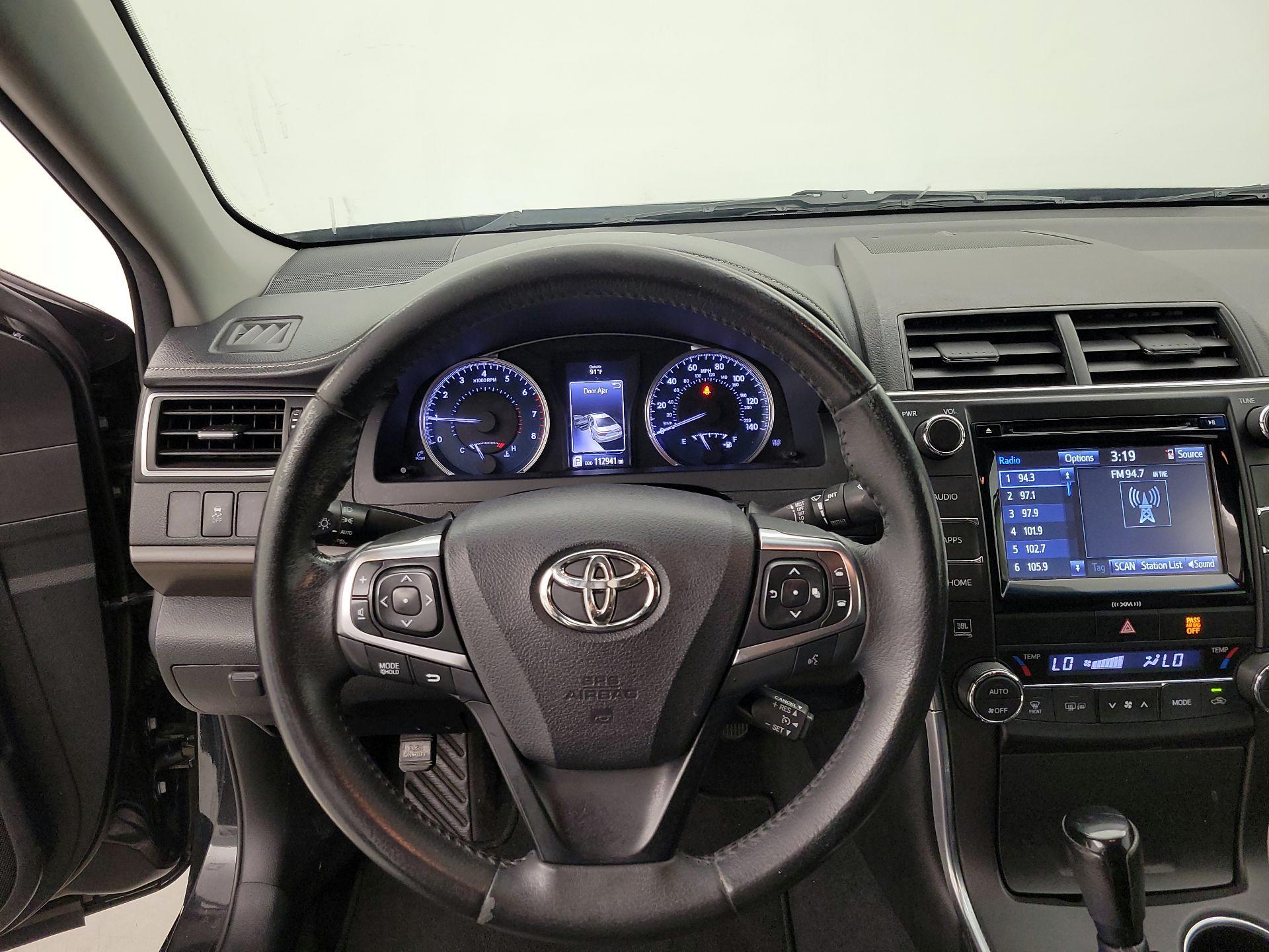 Thumbnail: 2017 Toyota Camry - 10