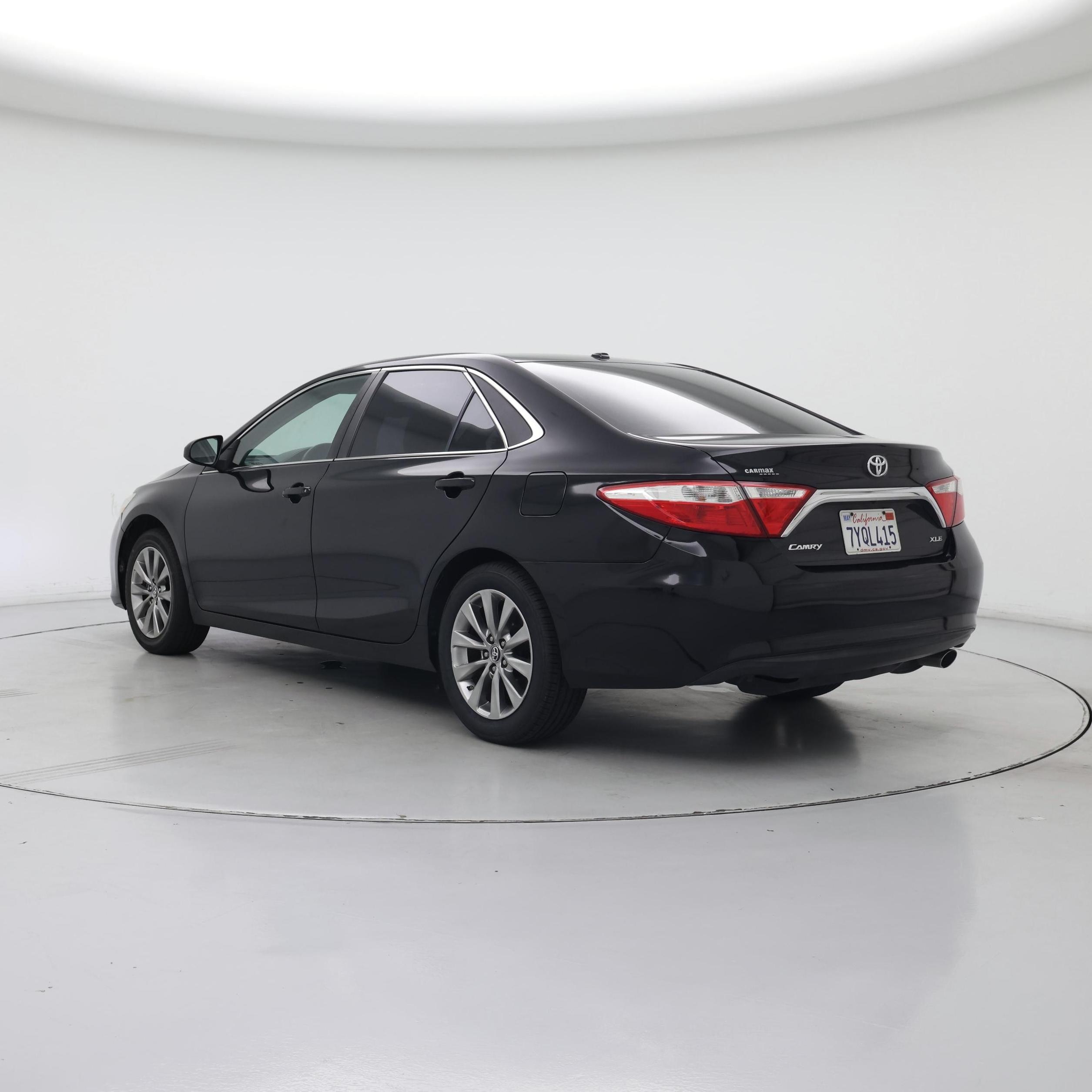 Thumbnail: 2017 Toyota Camry - 2